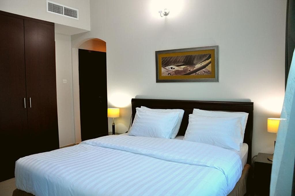 Care Holiday Homes Al Barsha Heights, Room