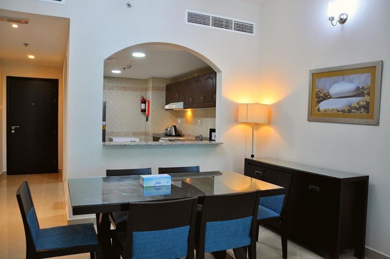 Care Holiday Homes Al Barsha Heights, Room