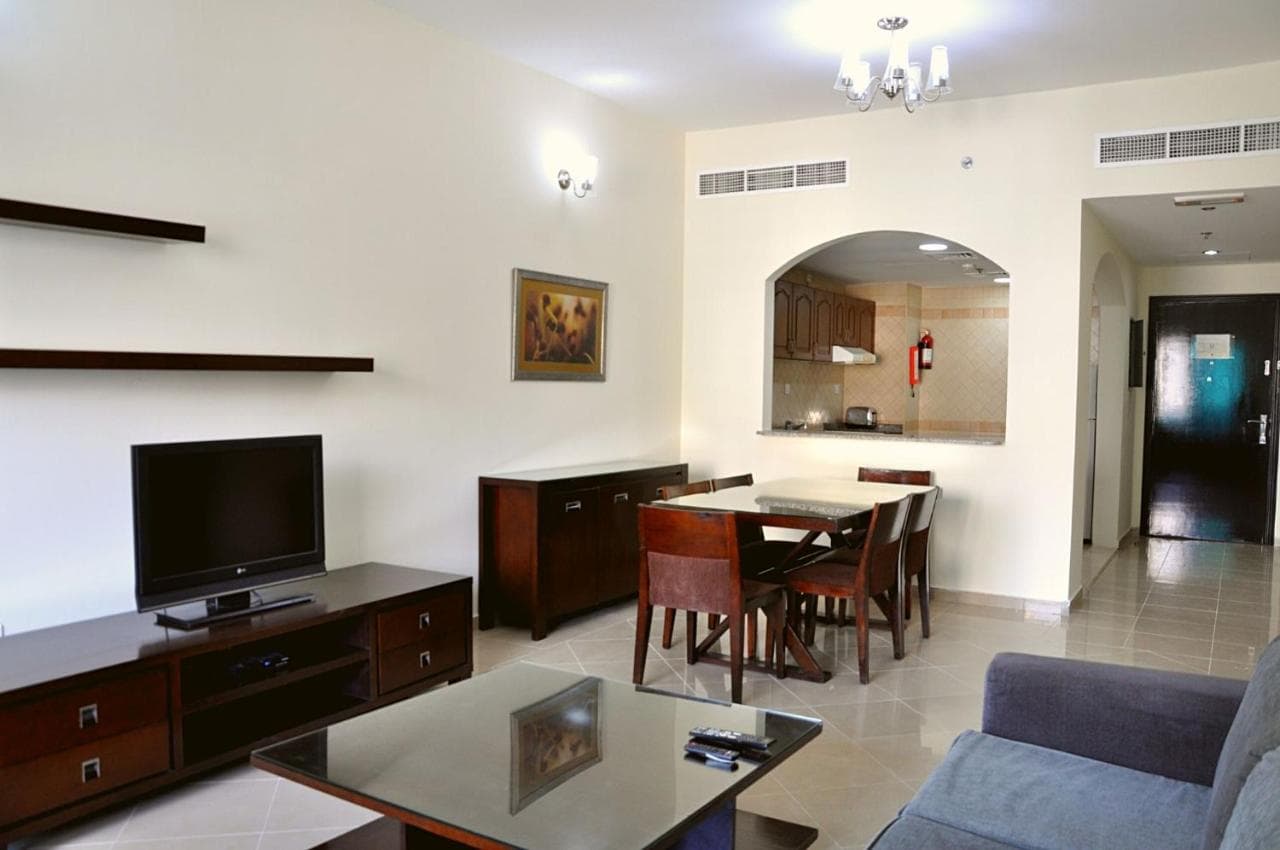 Care Holiday Homes Al Barsha Heights, Room