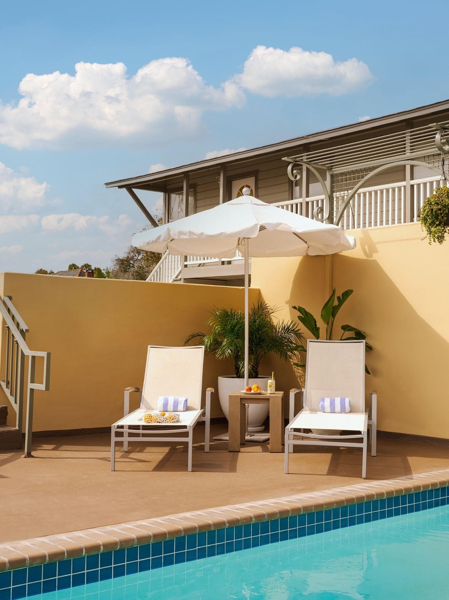 Sonder La Ensenada, Sports and Entertainment