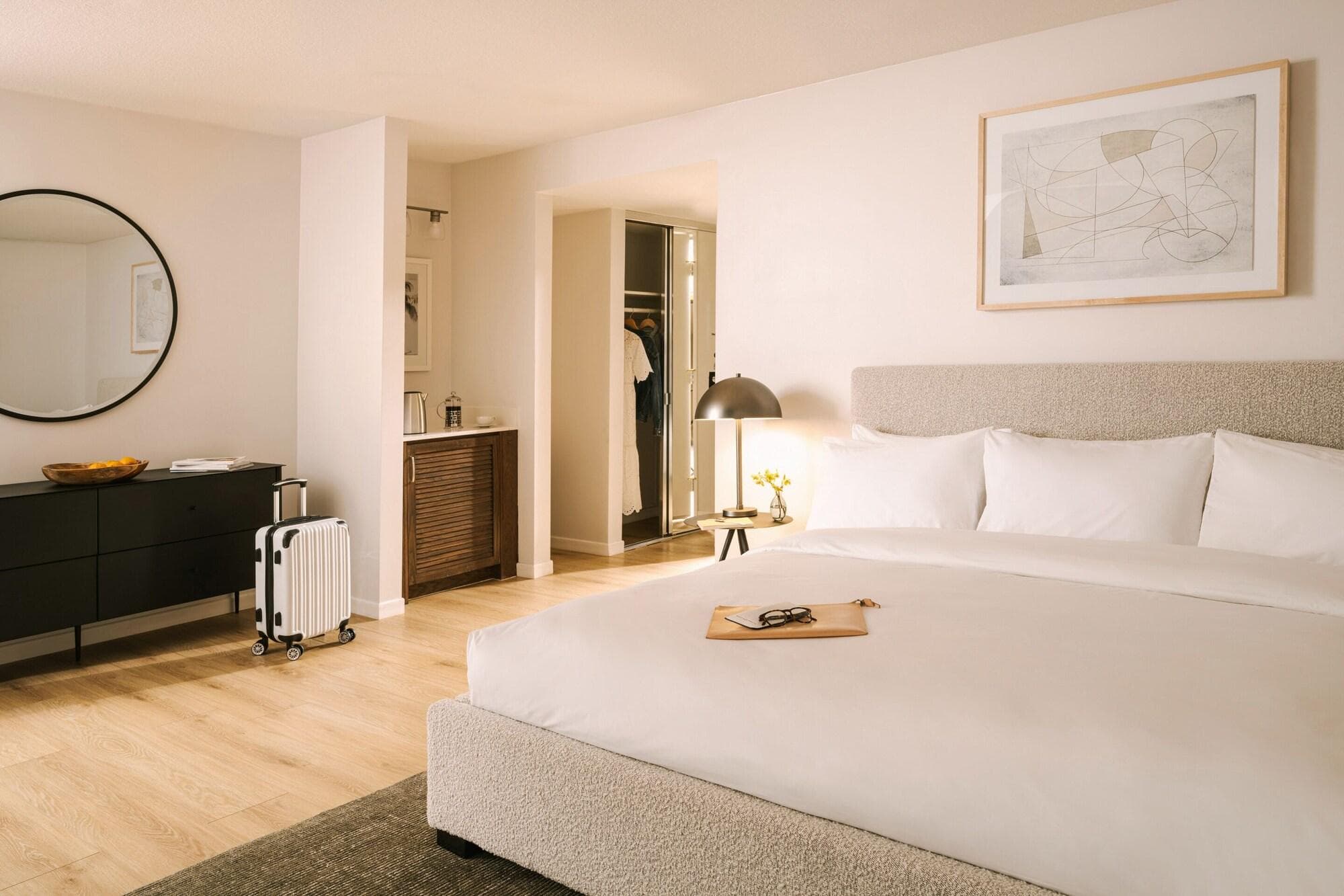 Sonder La Ensenada, Room