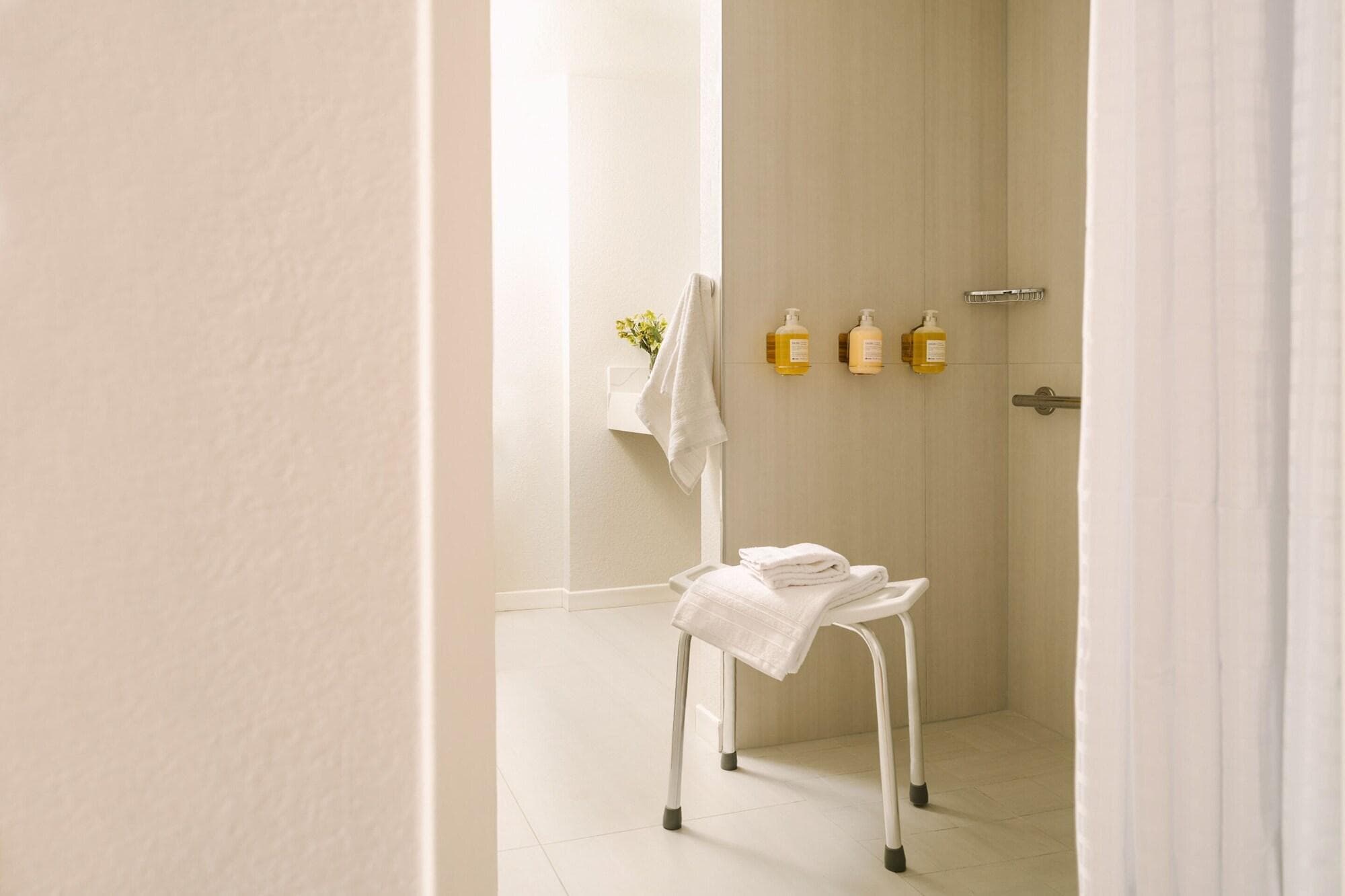 Sonder La Ensenada, Room