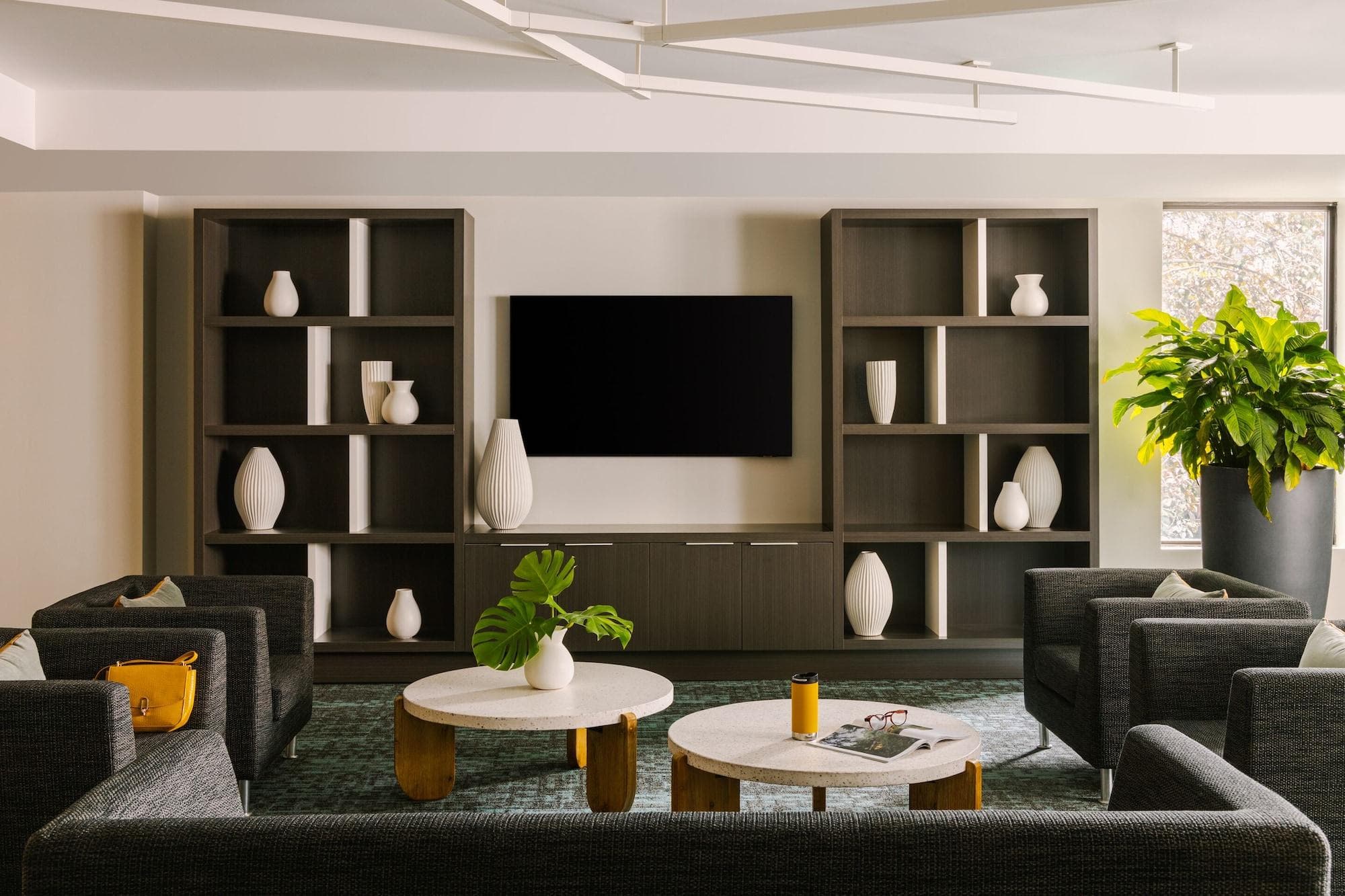 Sonder The O Connor, Lobby