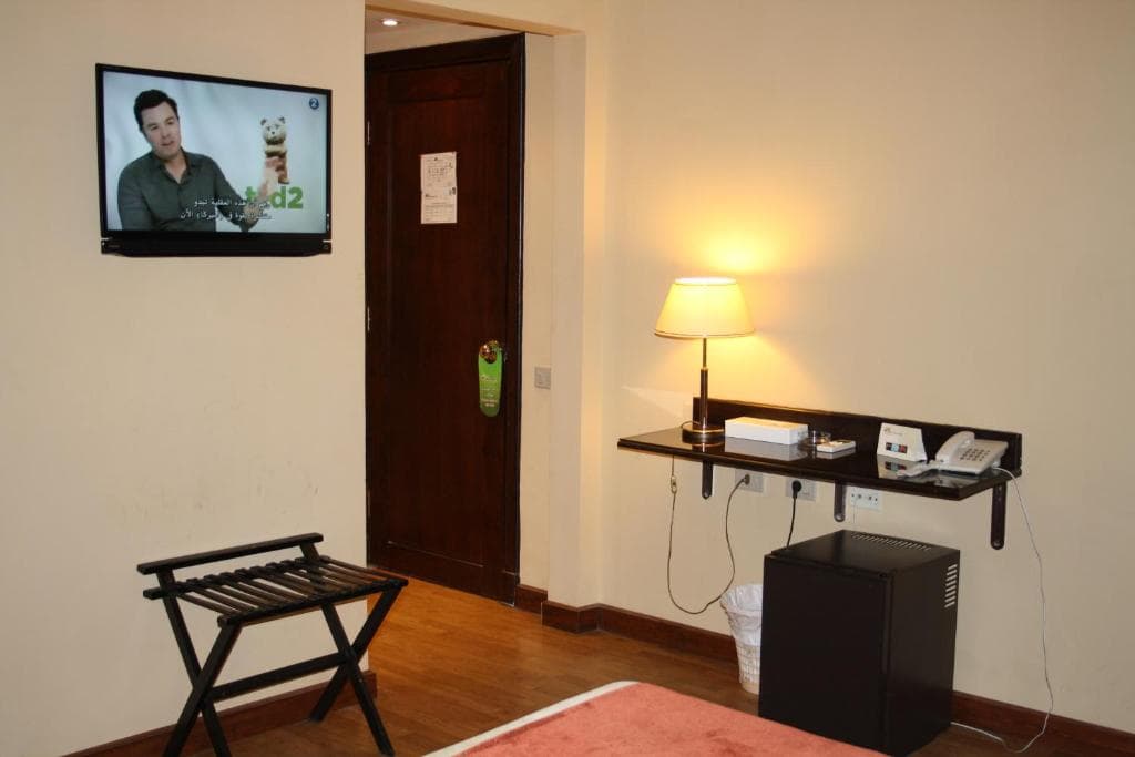 Green Plaza Inn, Room