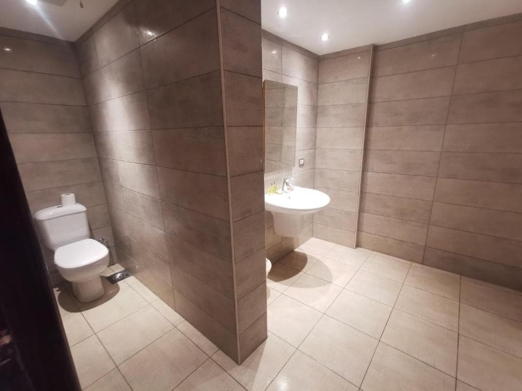 Green Plaza Inn, Room