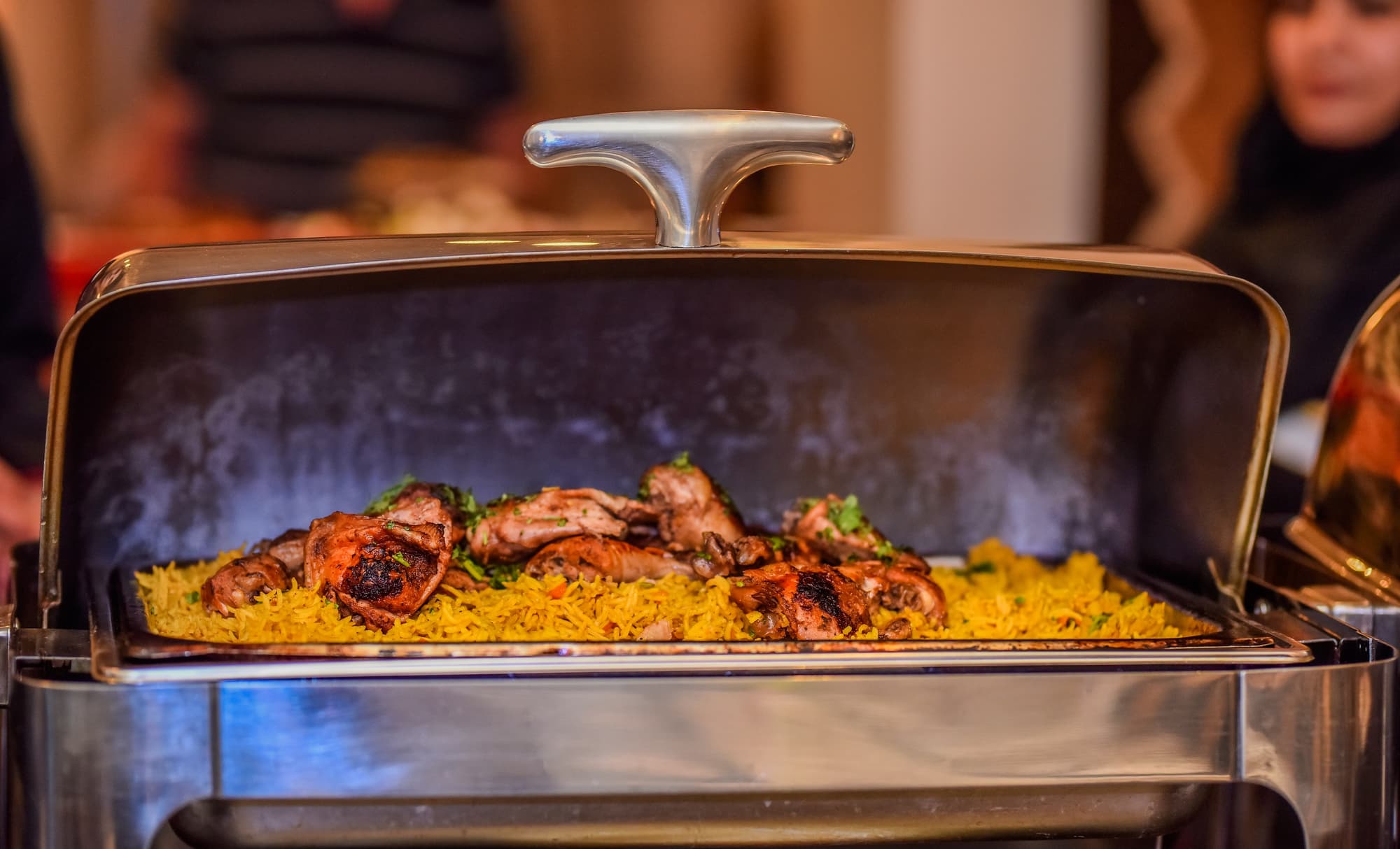 La Maison Hotel, Restaurant