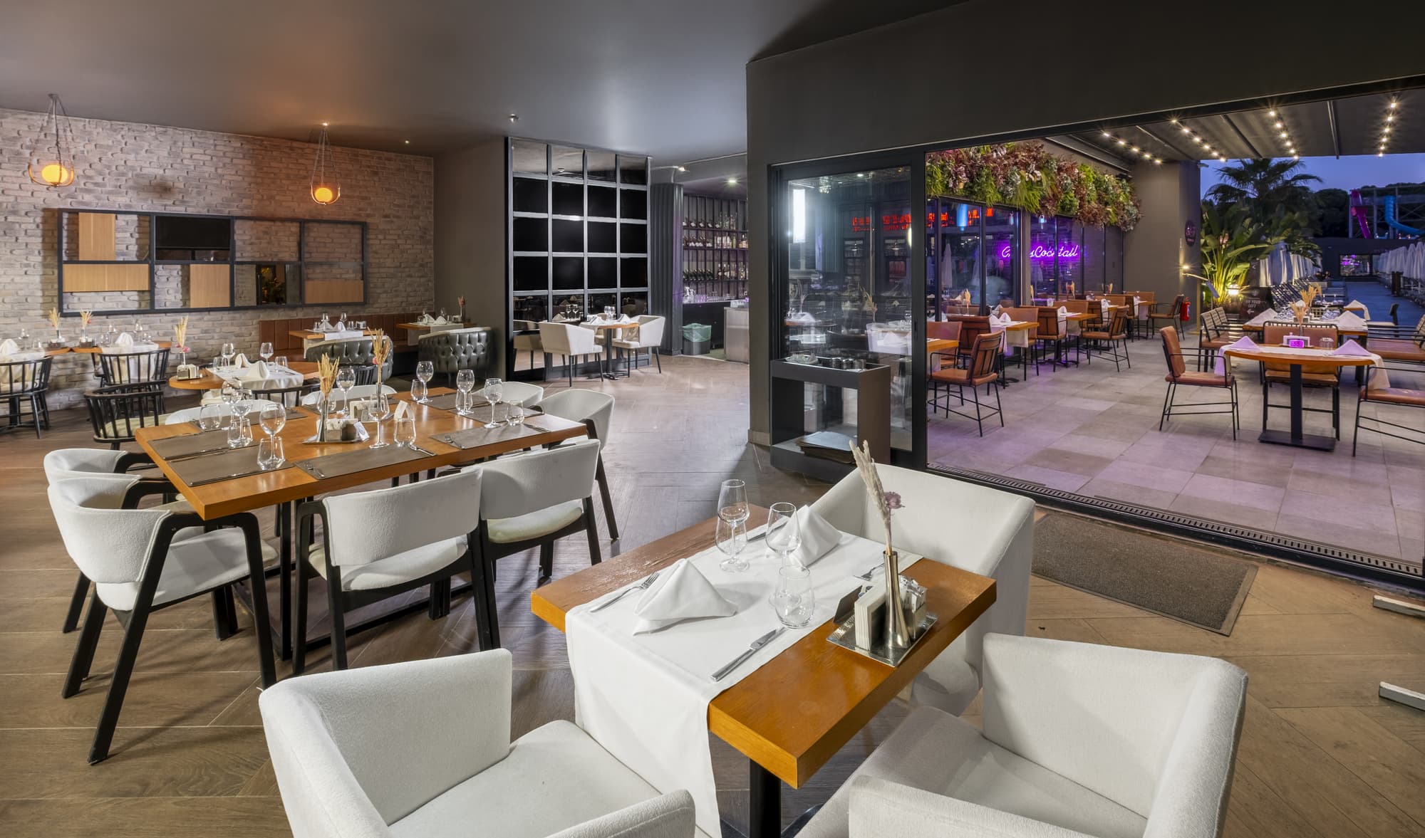 The X Belek, Restaurant