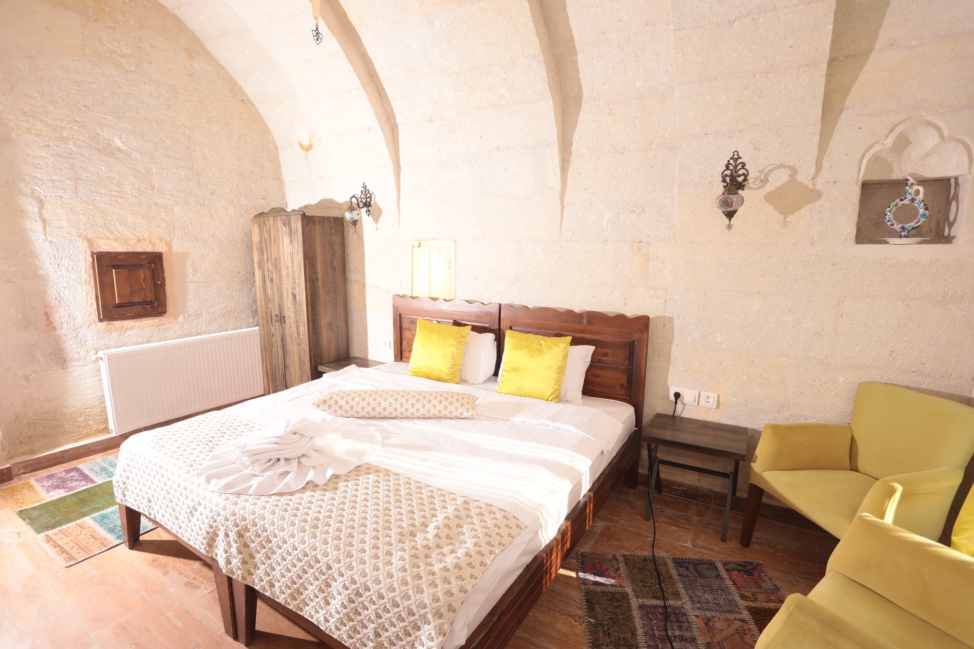 Heritage  Cave Inn, Room