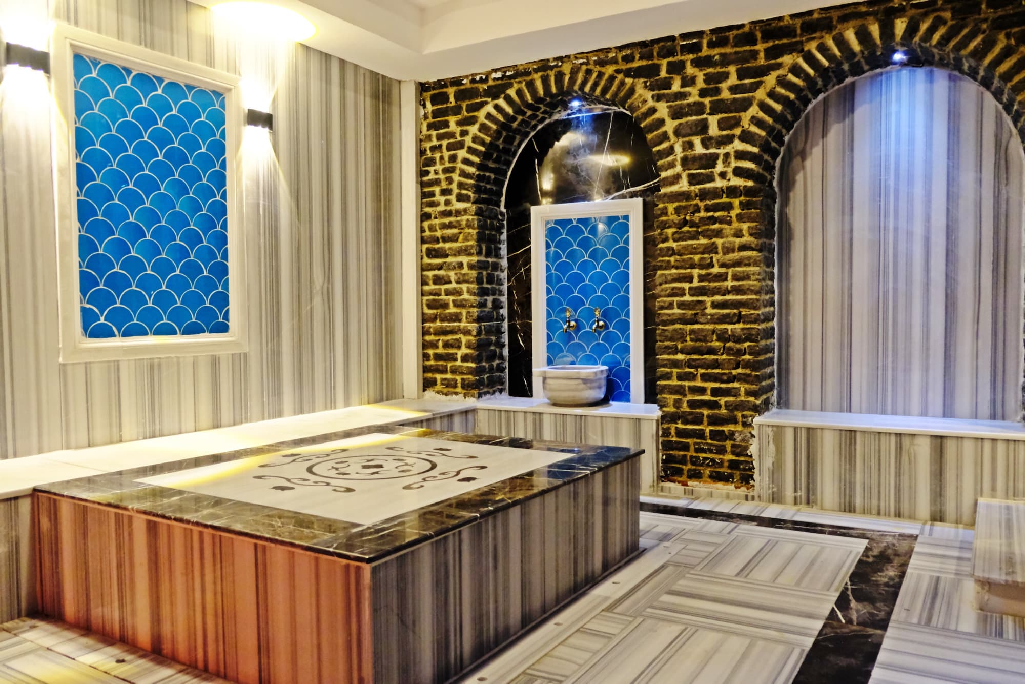 Oscar Seaside Hotel & Spa, Sports and Entertainment