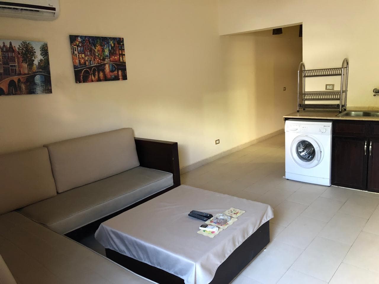 Sultan Sharm Hadaba Farsha, Room