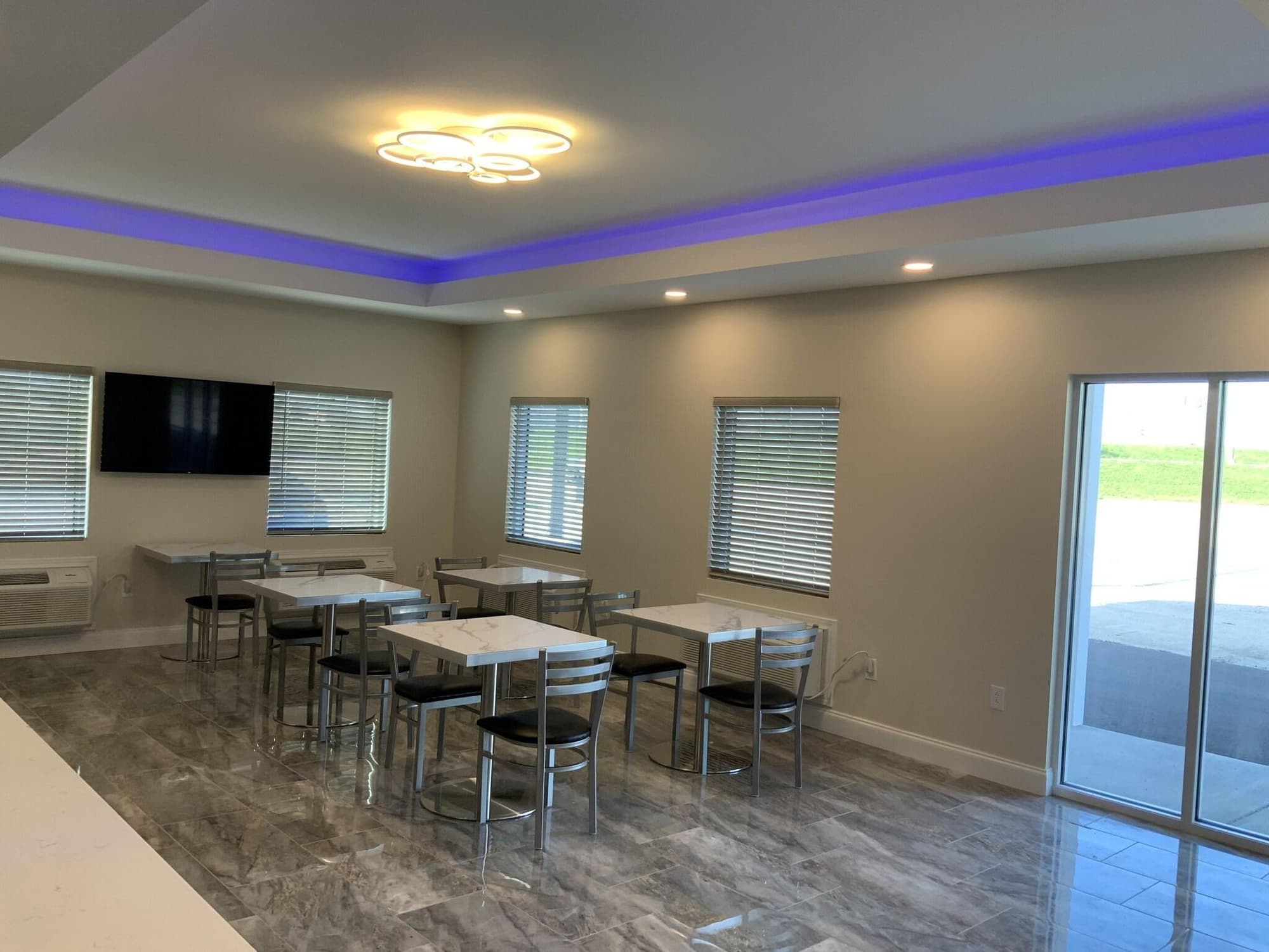 Days Inn by Wyndham Troy IL, Restaurant