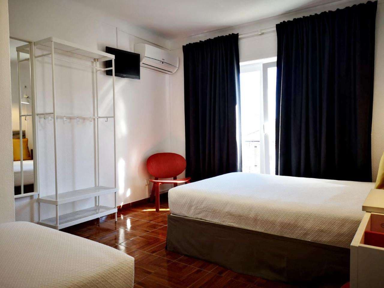 The Bulldog Inn - Duna Parque Group, 