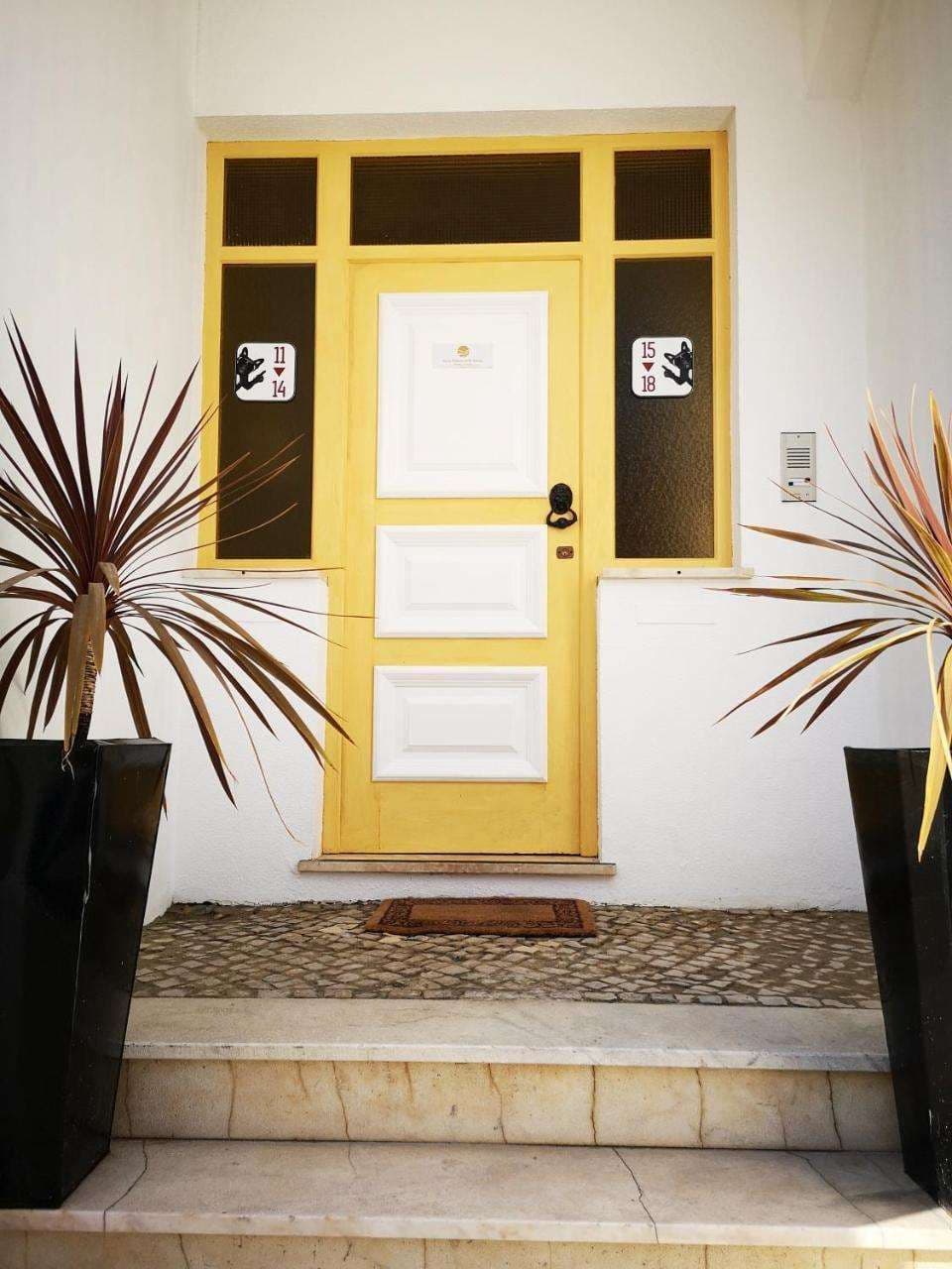 The Bulldog Inn - Duna Parque Group, 