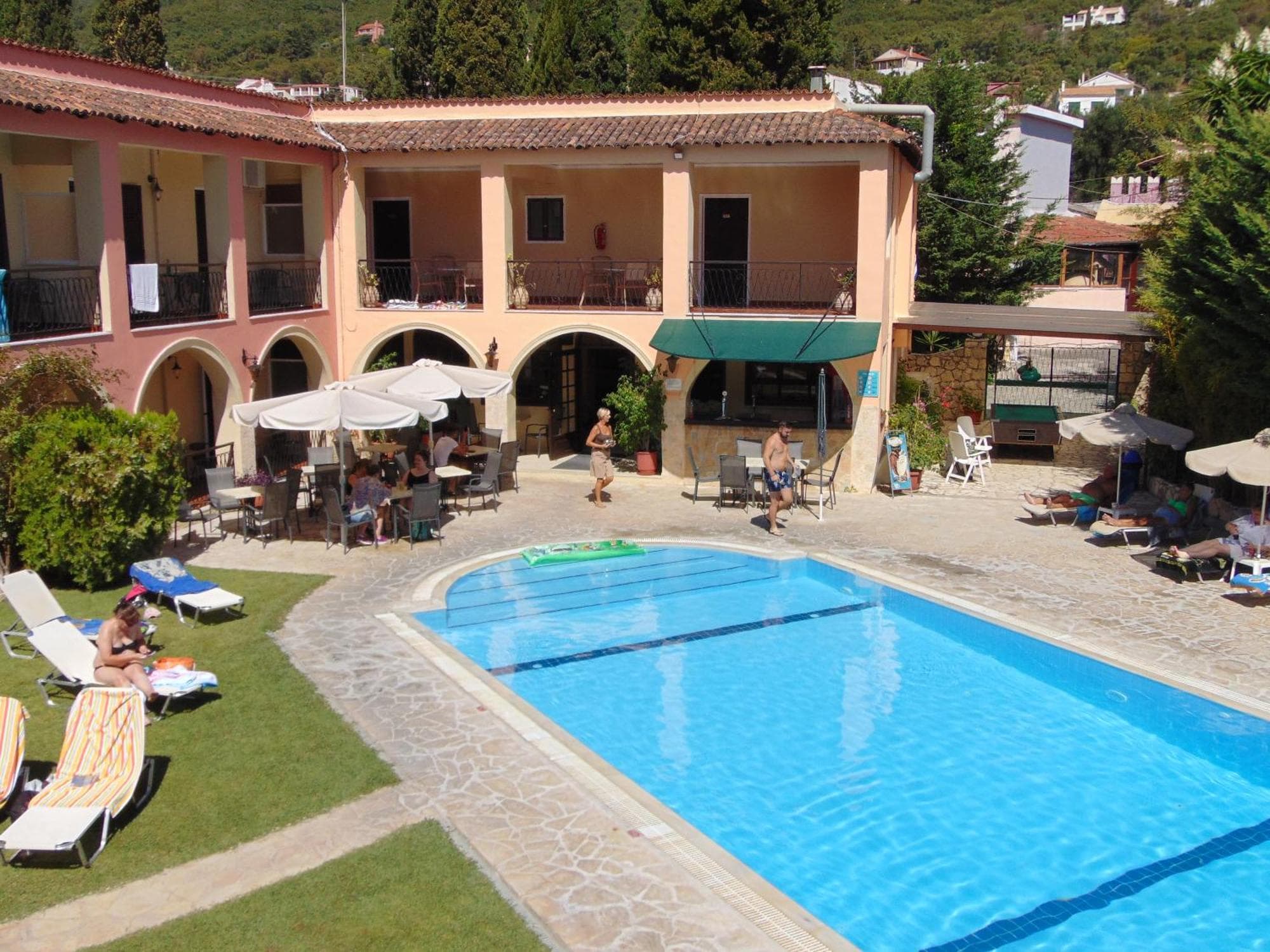 Annaliza Apartments, 