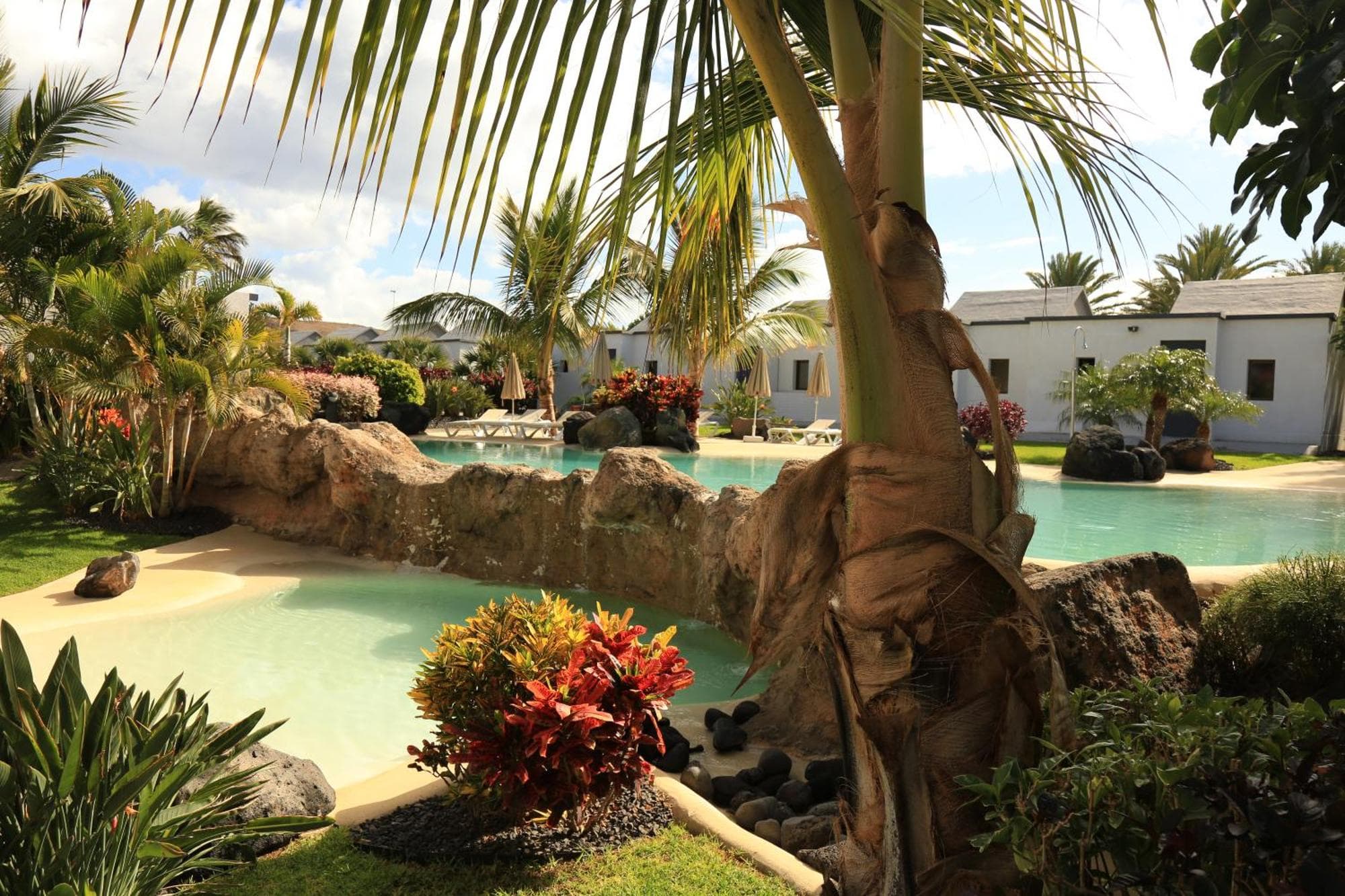 R2 Romantic Fantasia Suites - Adults Only, 