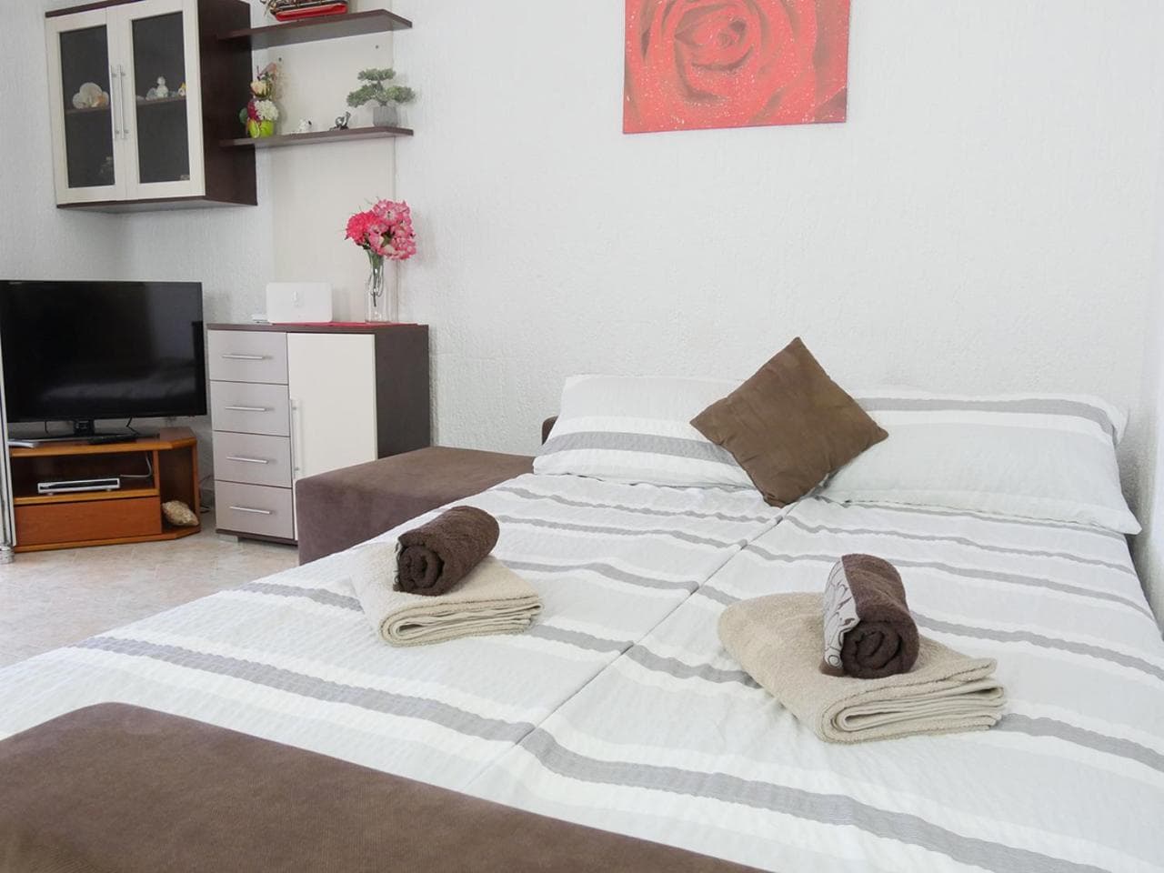 Apartments-Novalja-Zrce, 