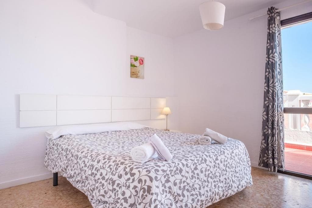 Jacaranda Apartments & Studios, 