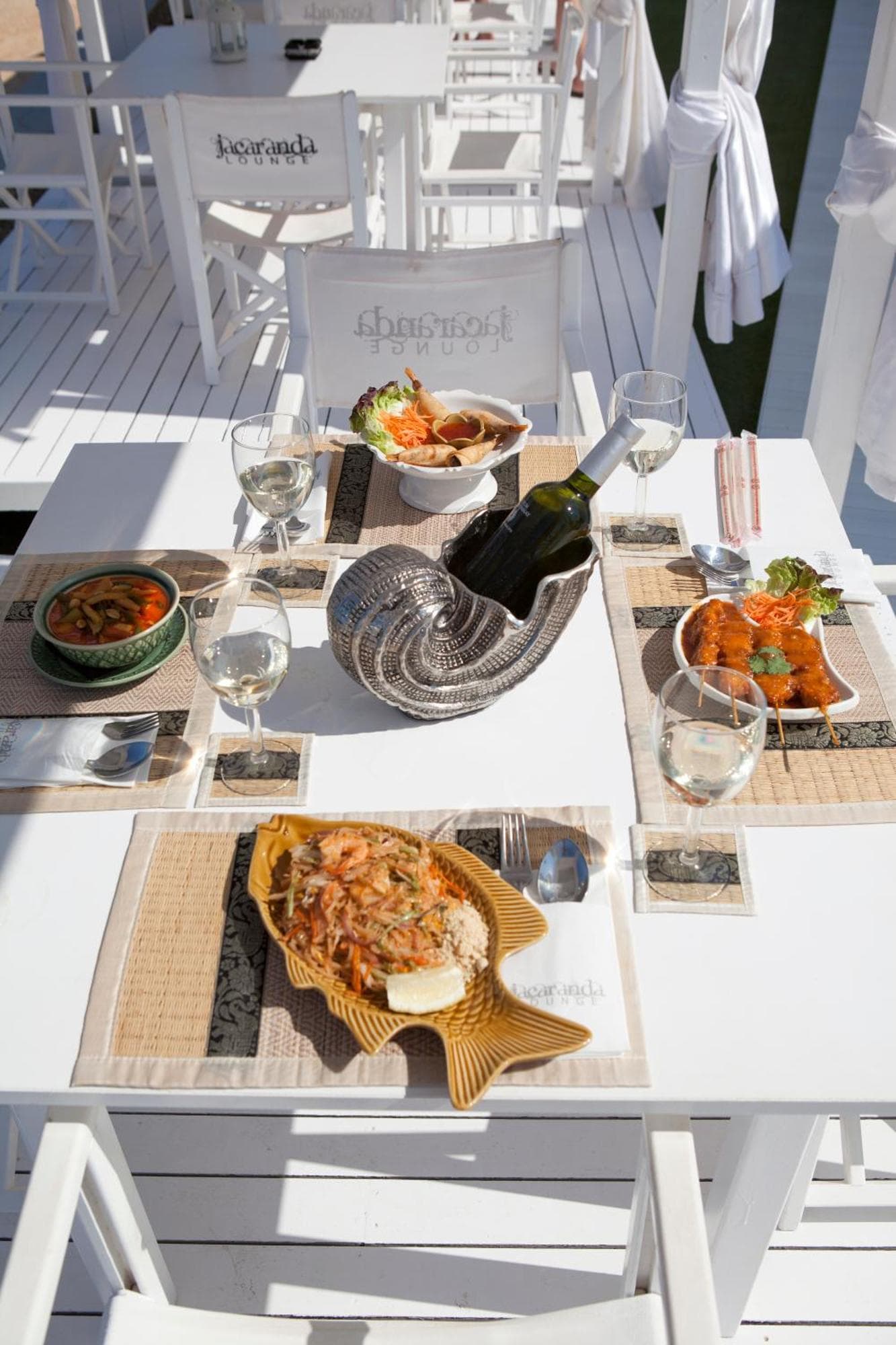 Jacaranda Apartments & Studios, 