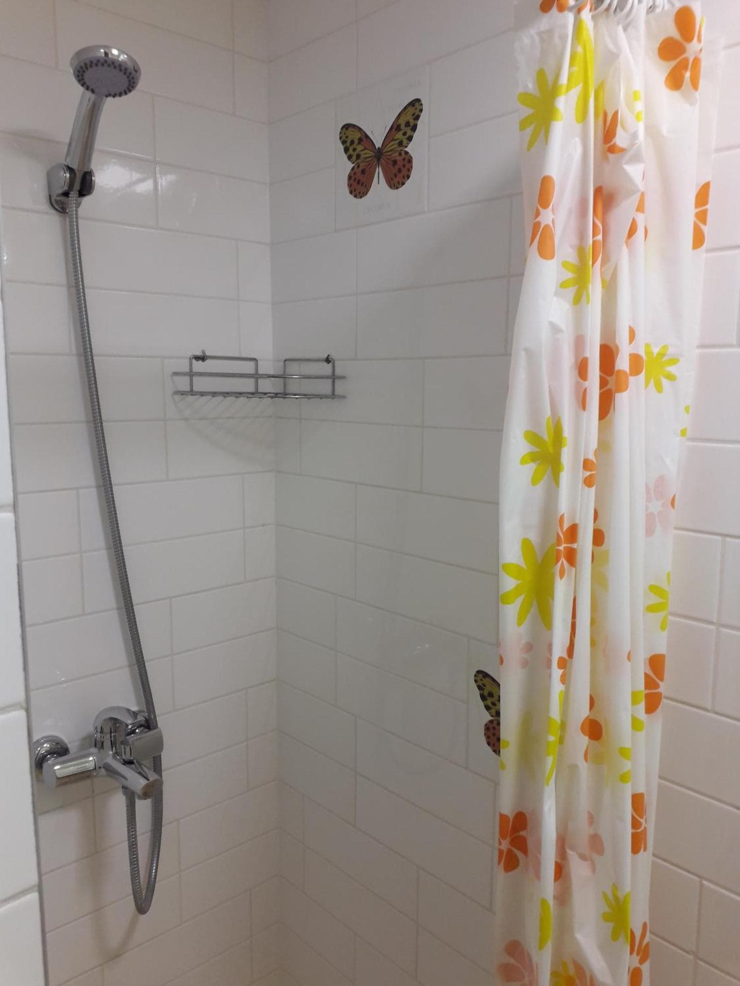 Small room with a private external bathroom, 