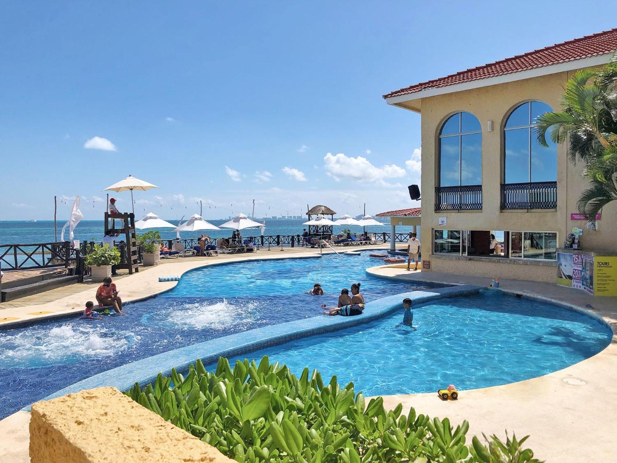 All Ritmo Cancun Resort & Water Park, 