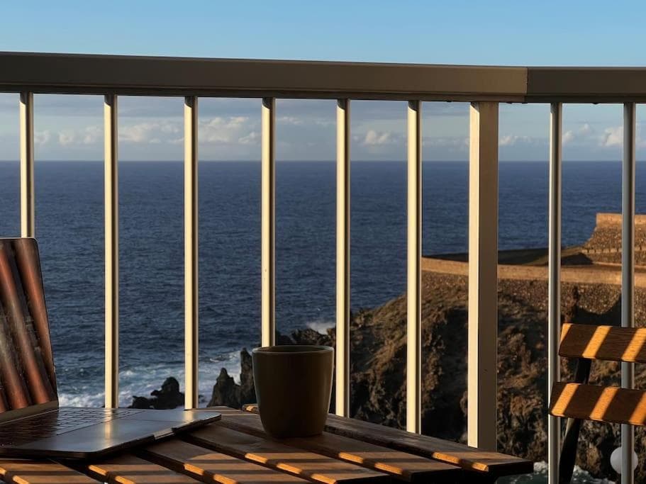 Ocean Dream Apartments - Lovely sea view studio apartment 5min from beach, 