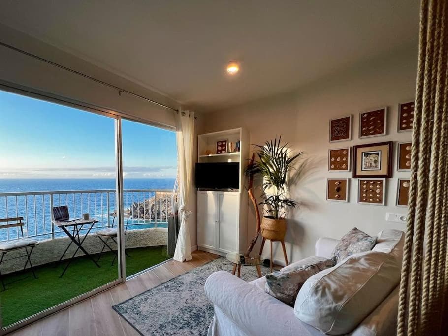 Ocean Dream Apartments - Lovely sea view studio apartment 5min from beach, 