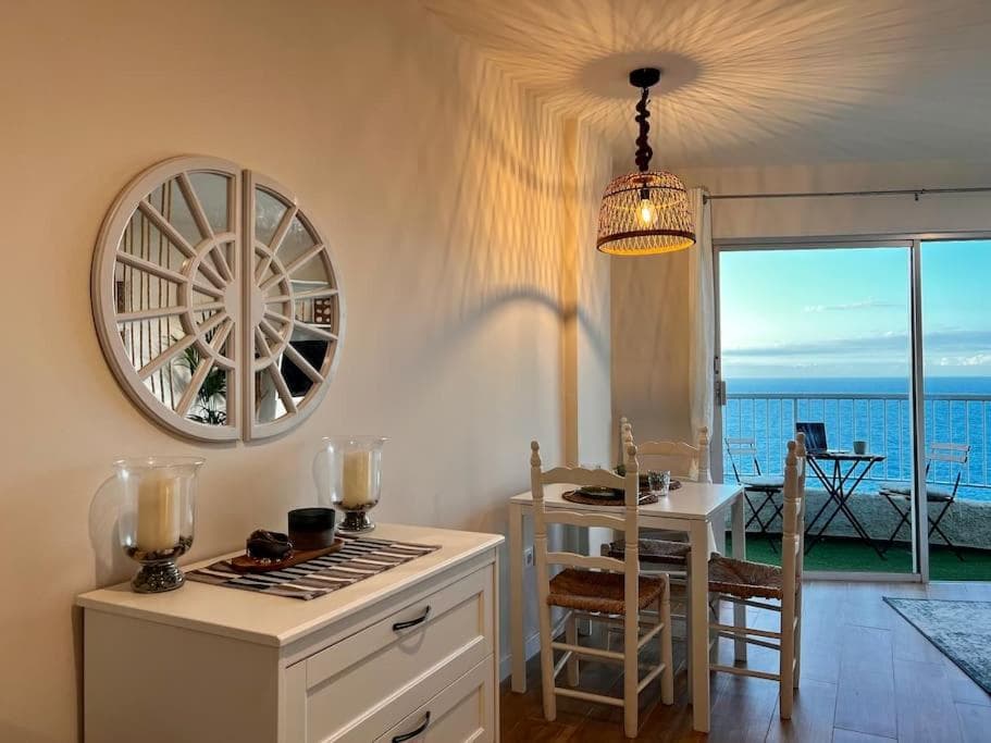 Ocean Dream Apartments - Lovely sea view studio apartment 5min from beach, 