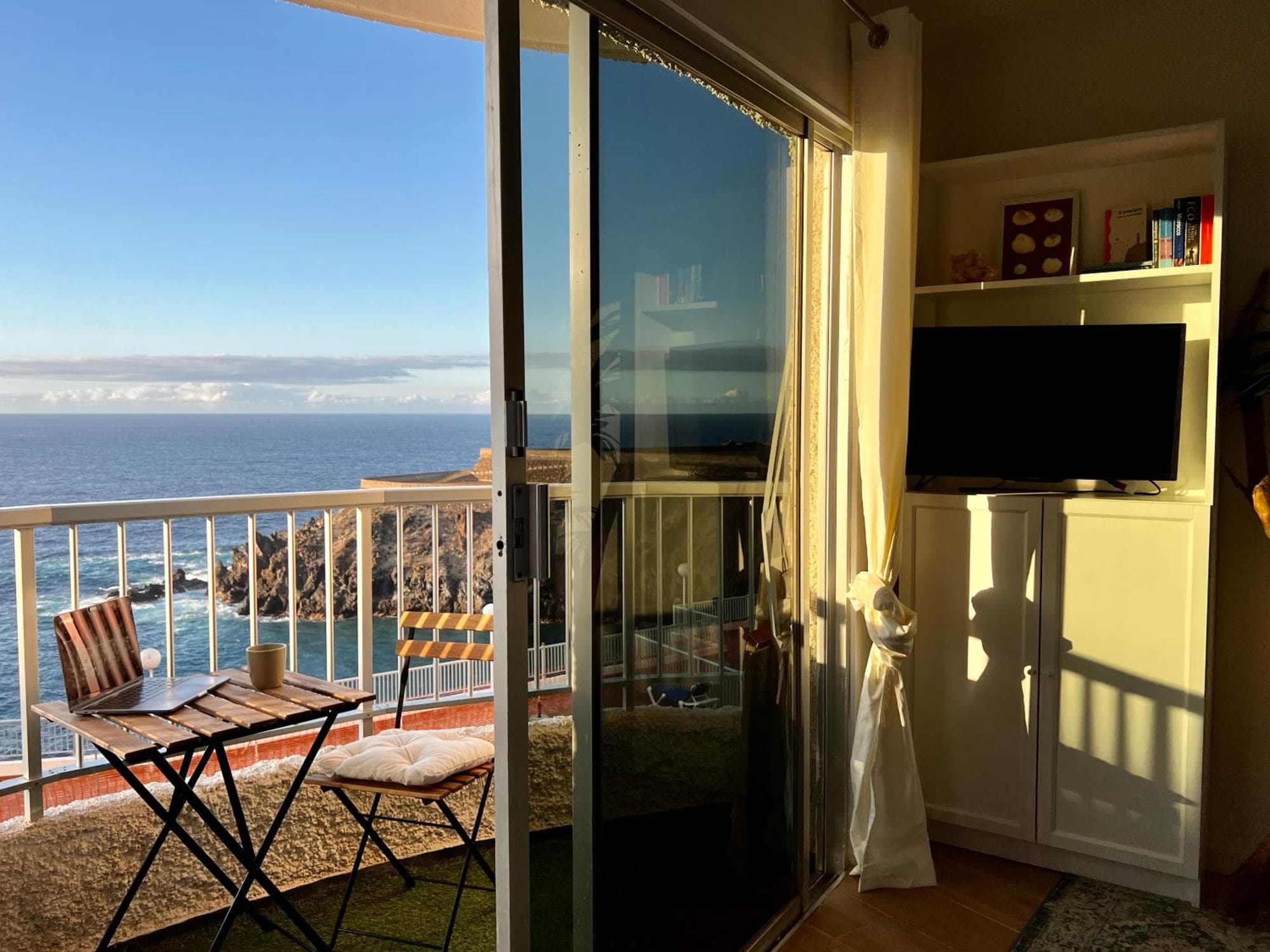 Ocean Dream Apartments - Lovely sea view studio apartment 5min from beach, 