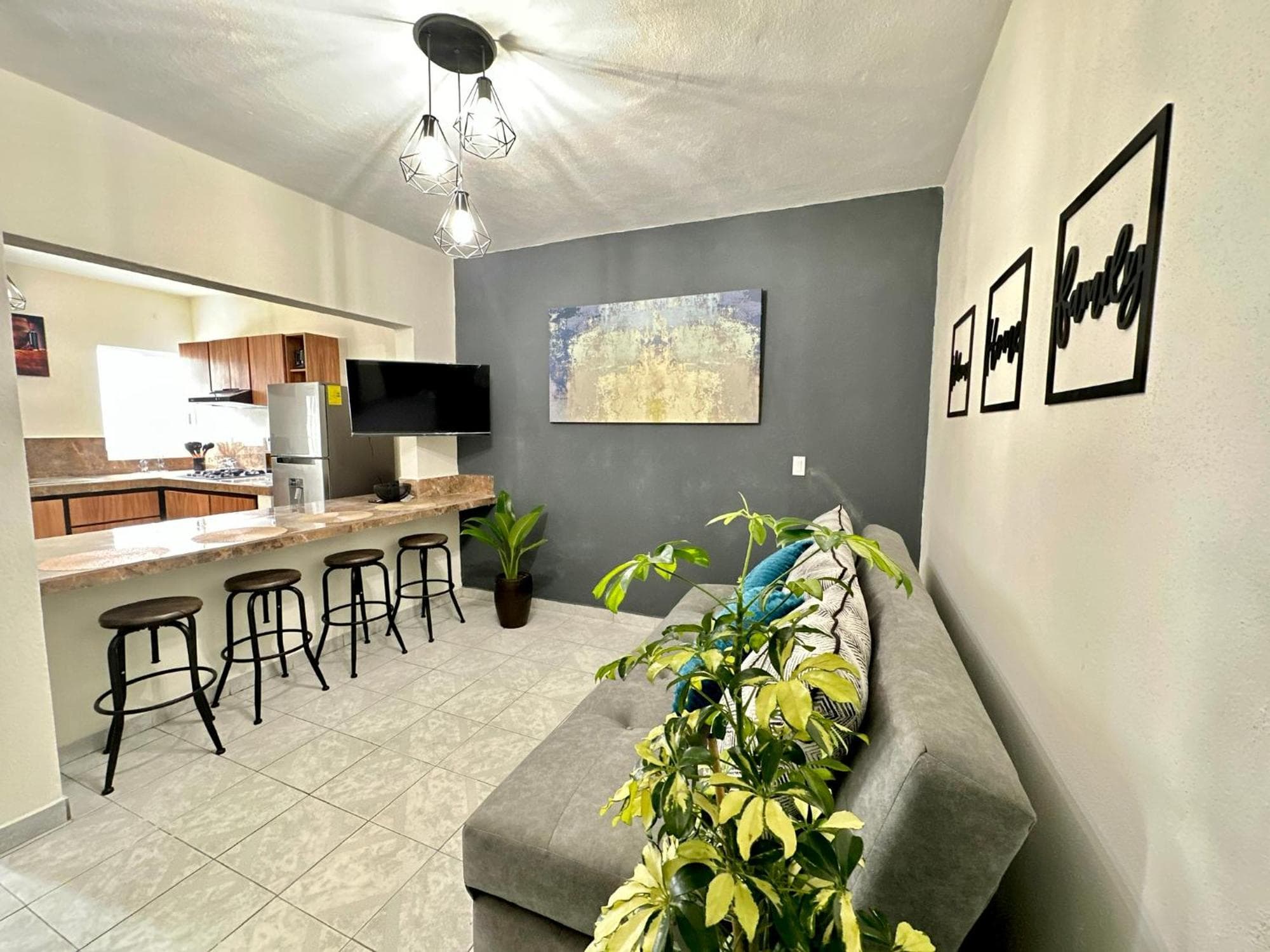 Departamentos Mayai & Yahelik, 