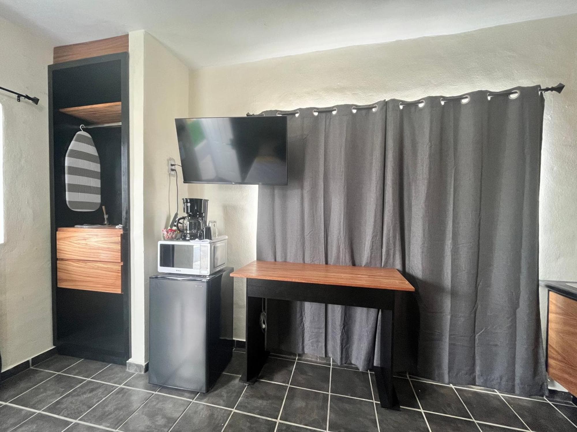 Departamentos Mayai & Yahelik, 