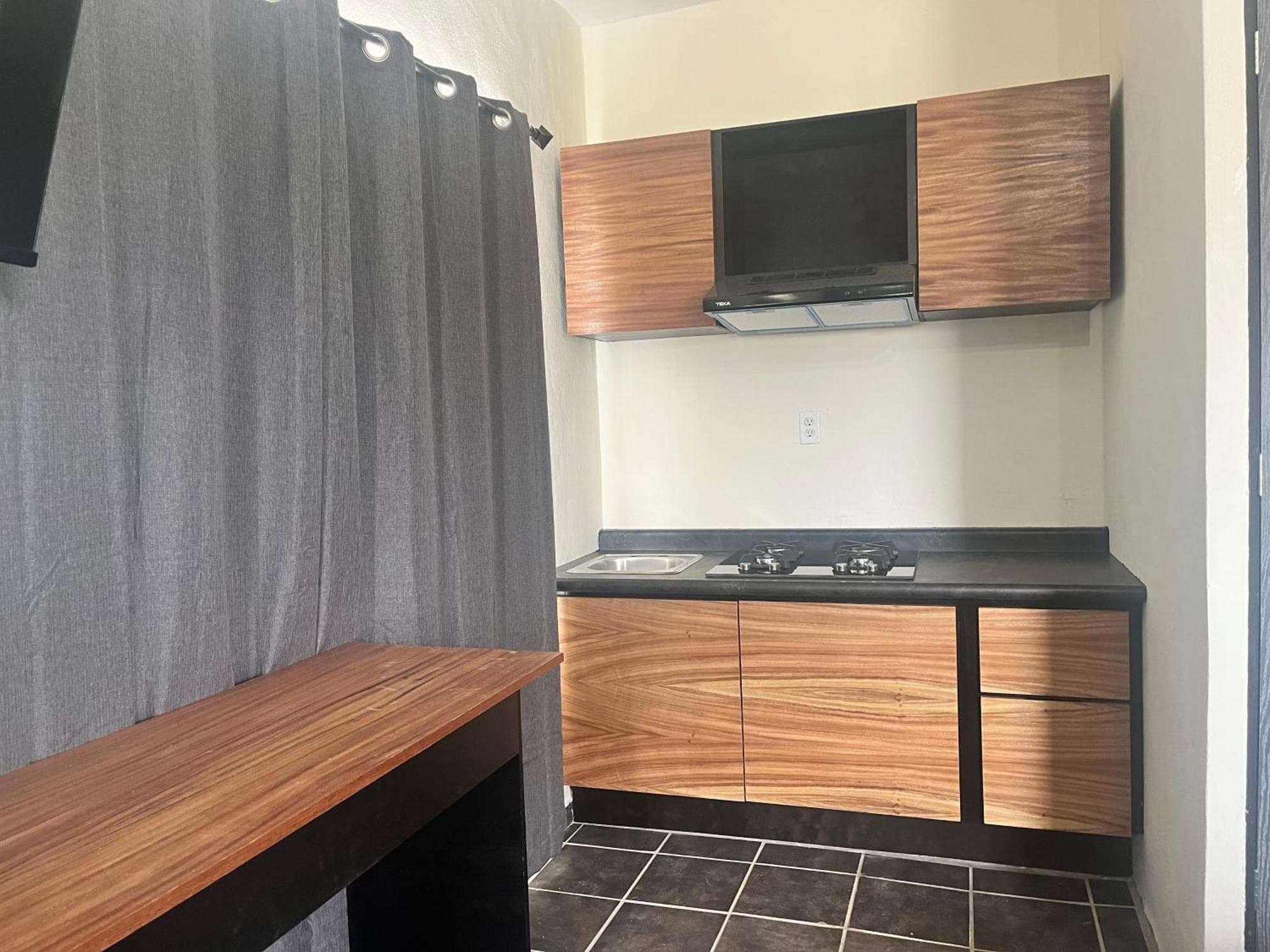 Departamentos Mayai & Yahelik, 