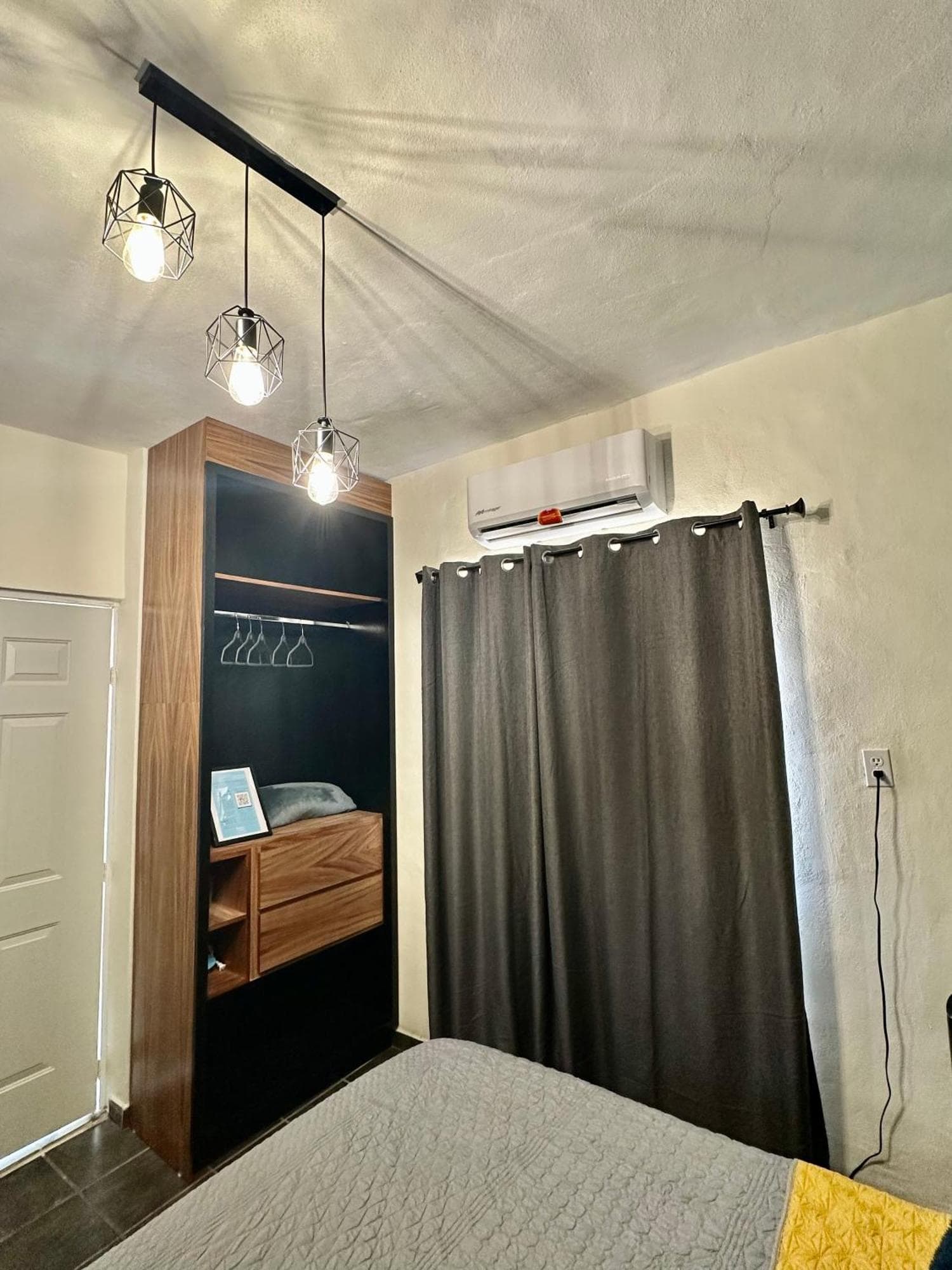 Departamentos Mayai & Yahelik, 