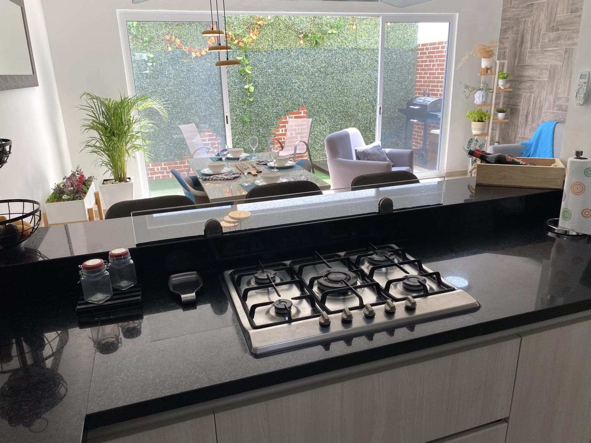 Casa familiar cerca de la playa con terraza privada, 