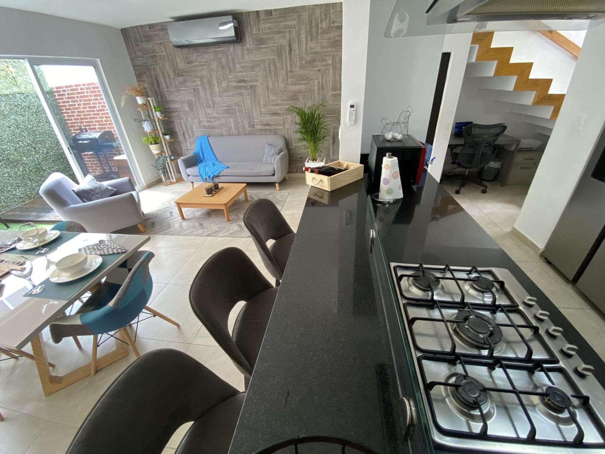 Casa familiar cerca de la playa con terraza privada, 