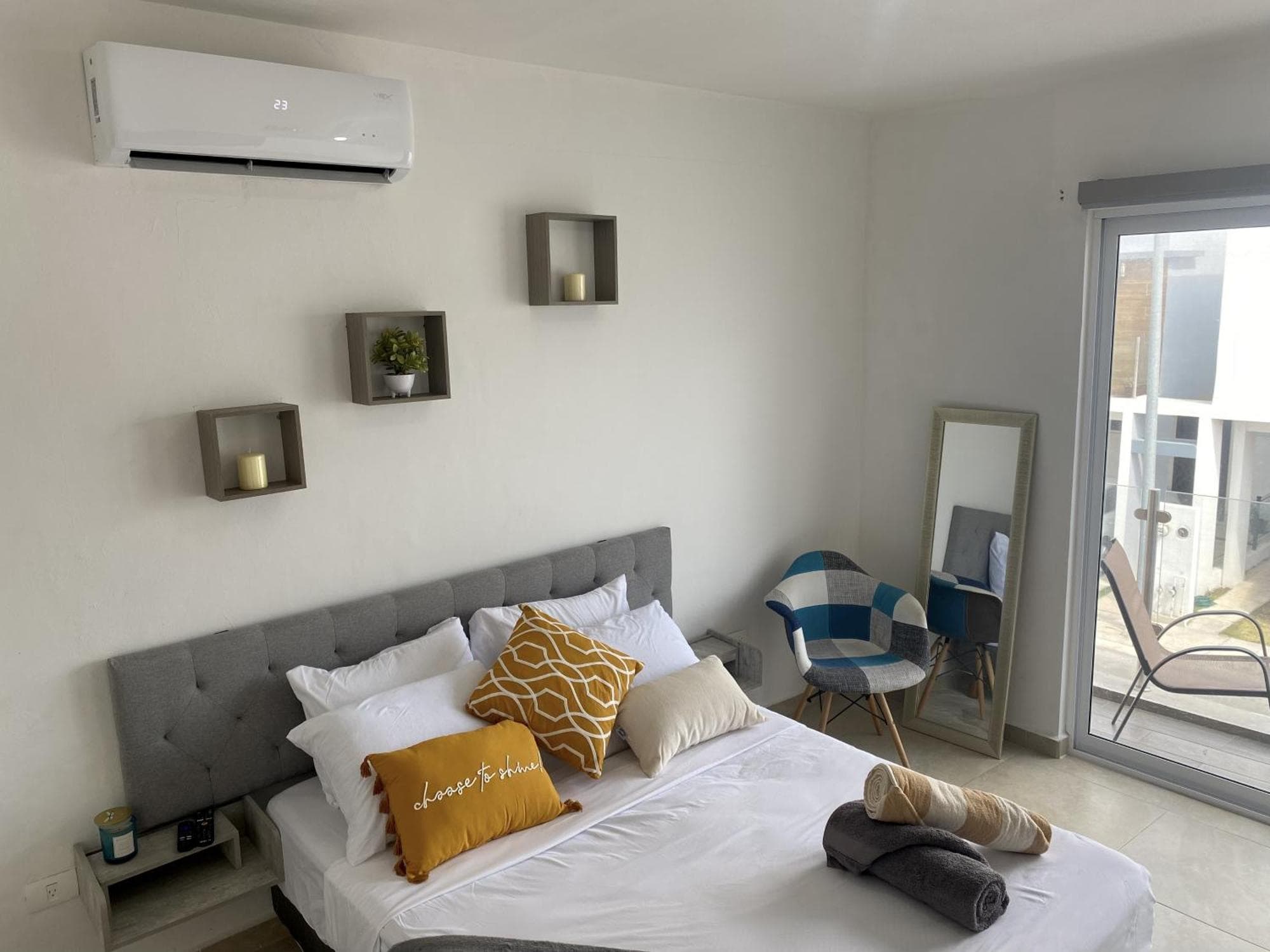 Casa familiar cerca de la playa con terraza privada, 