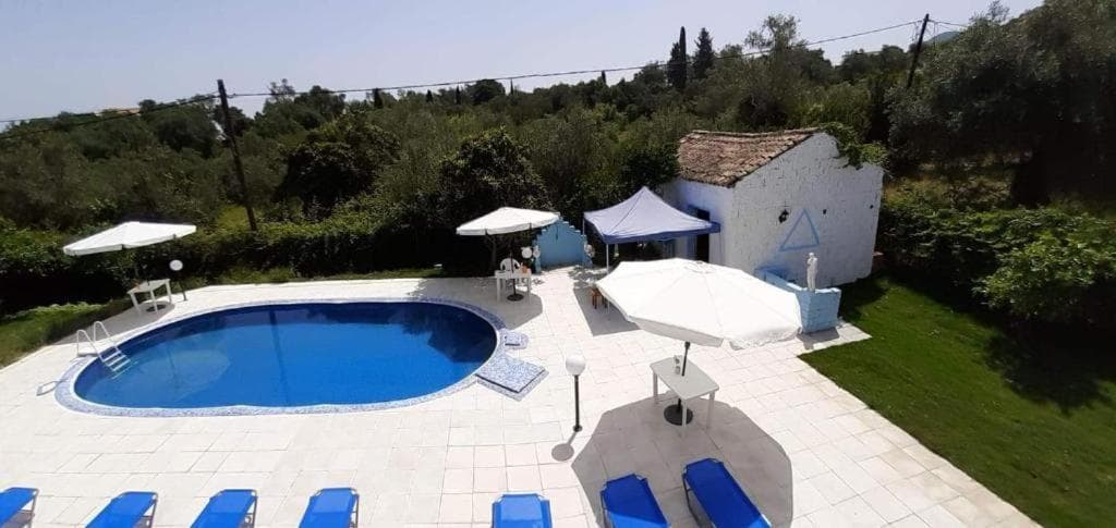 Rose Apartments Mesonghi, 