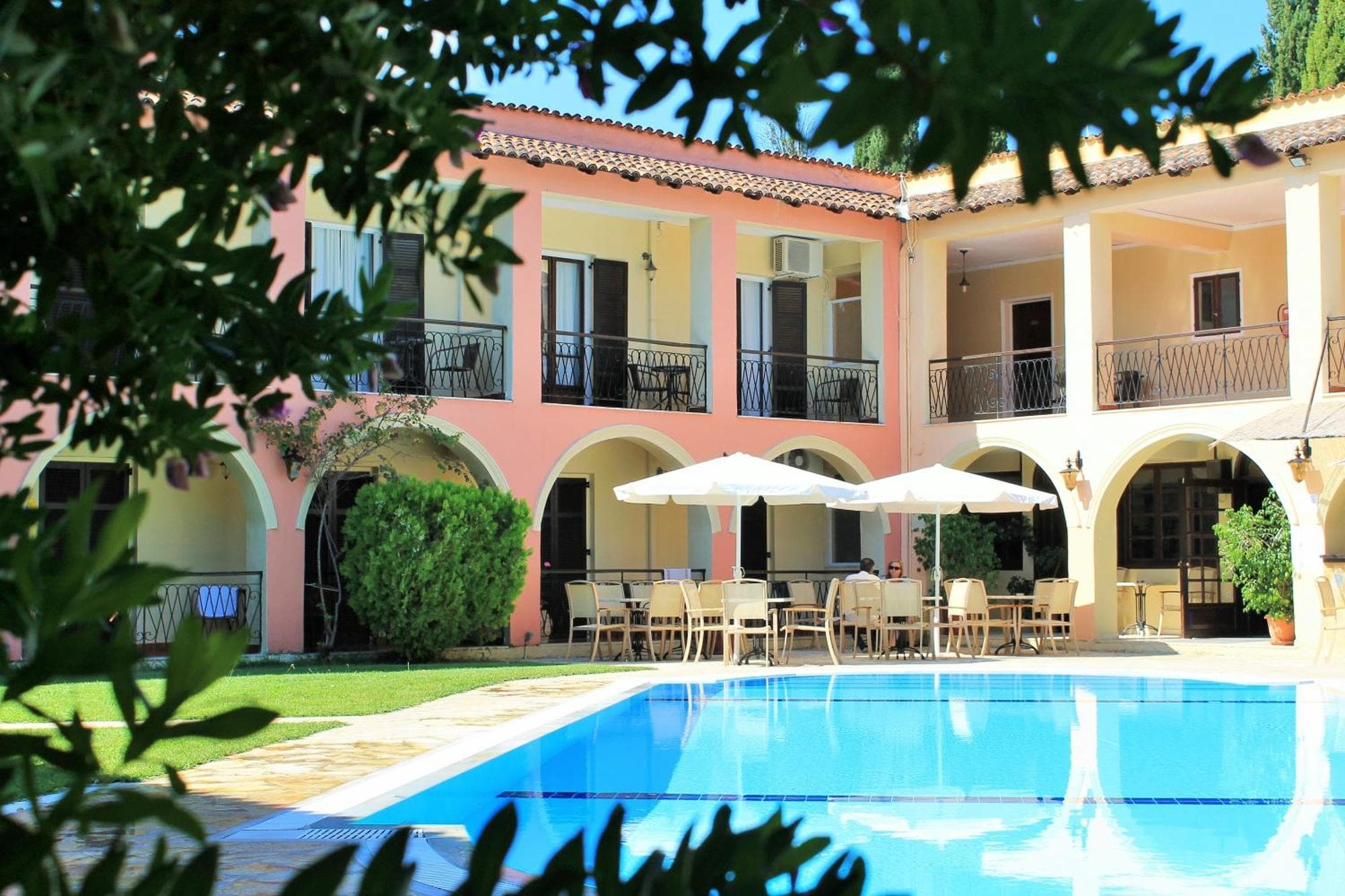 Annaliza Apartments, 