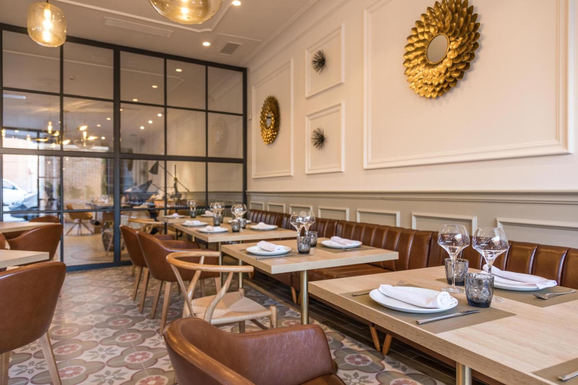 Can Ribera by Zafiro, 