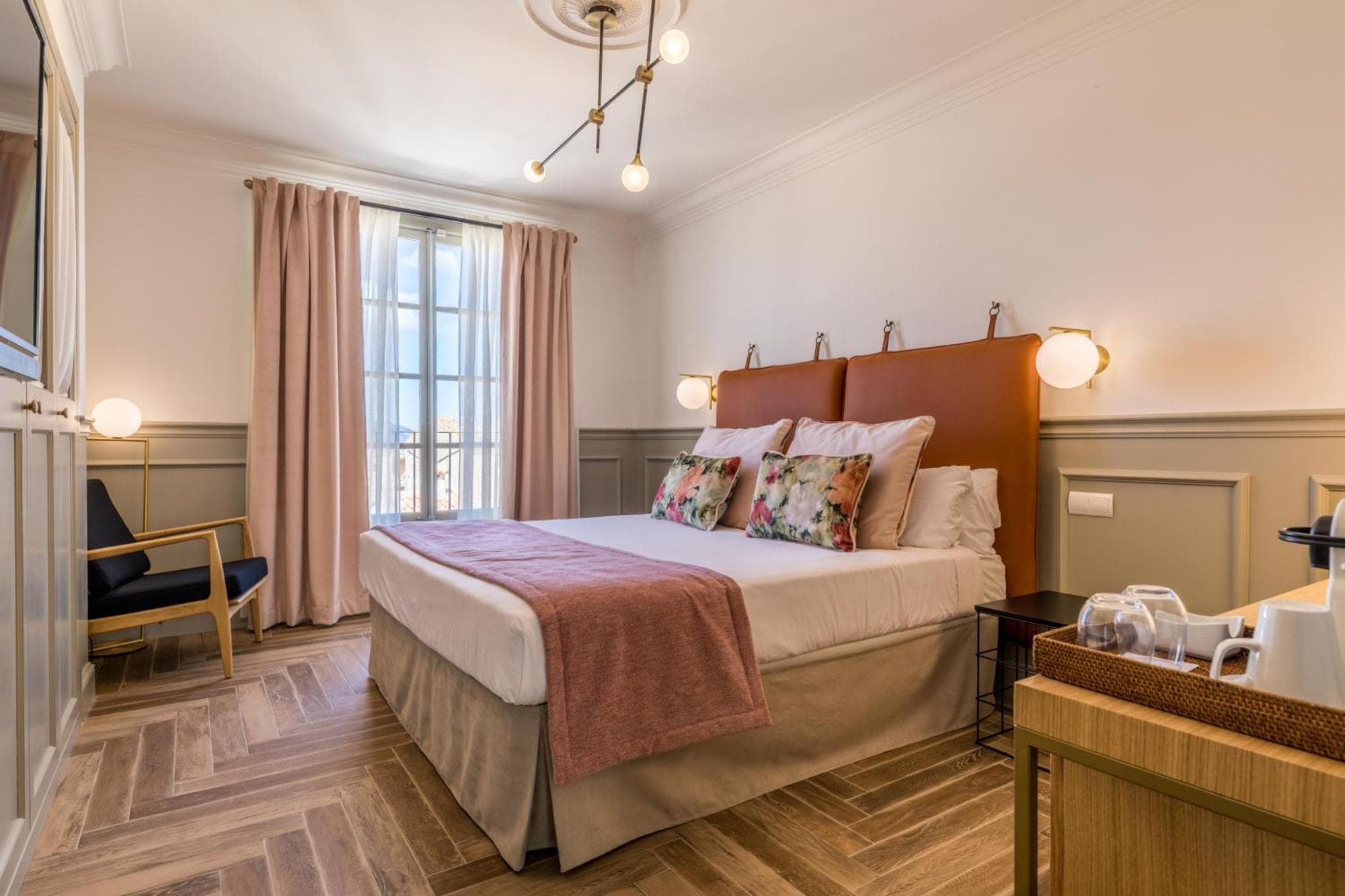 Can Ribera by Zafiro, 