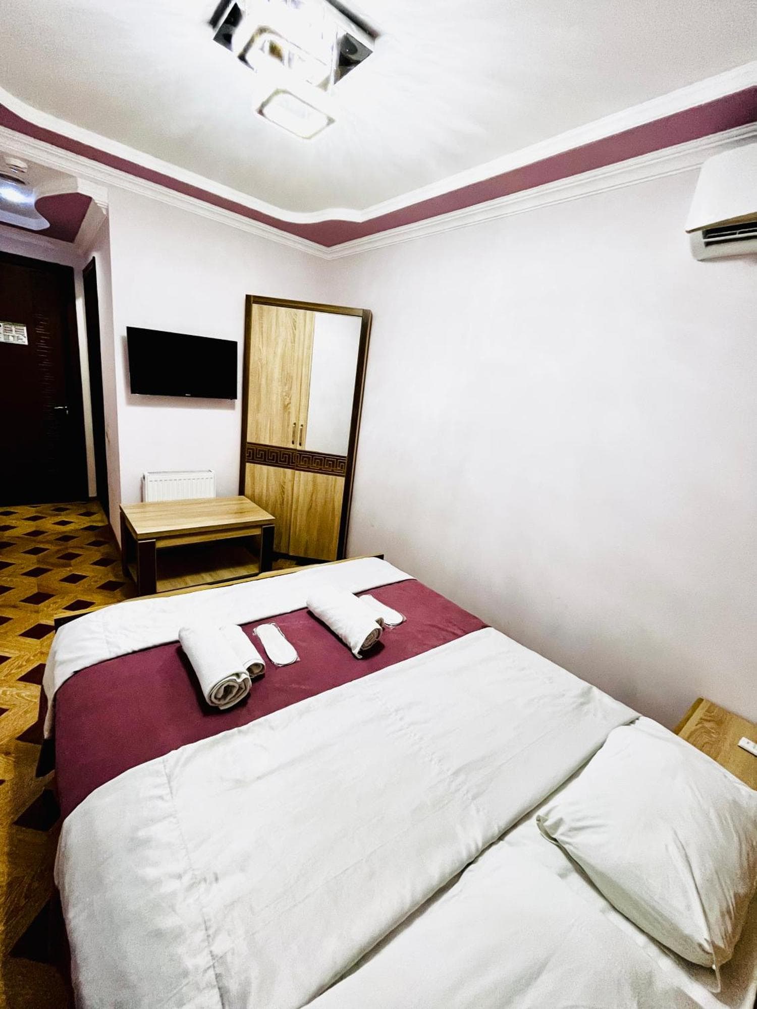 Georgian Palace Hotel, 