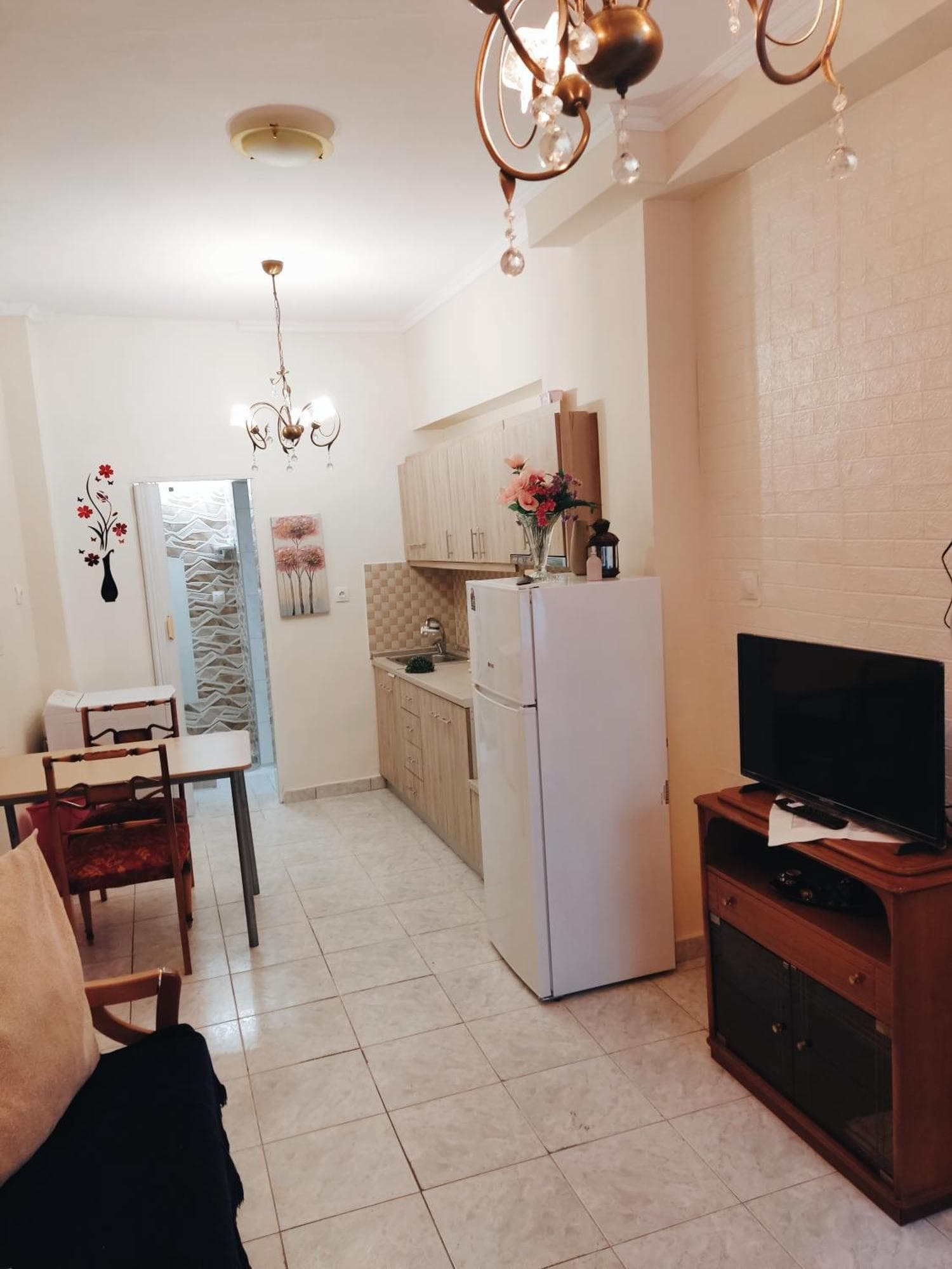 Center Thessaloniki Studio Maria Julia Cubana, 