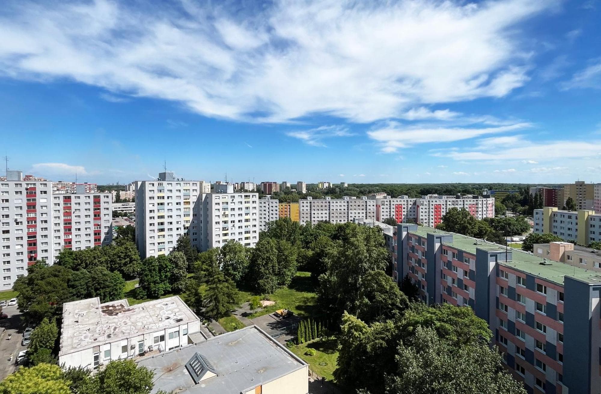 Elegant studio close to the city centre with AC, 