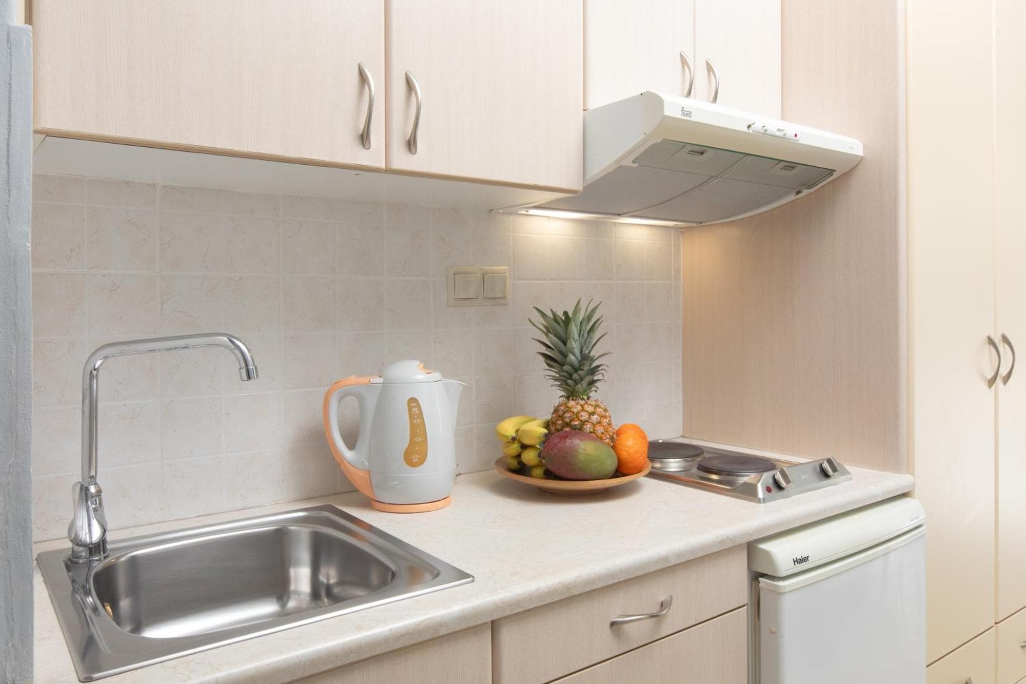 Bella Vista Beach Hotel, 