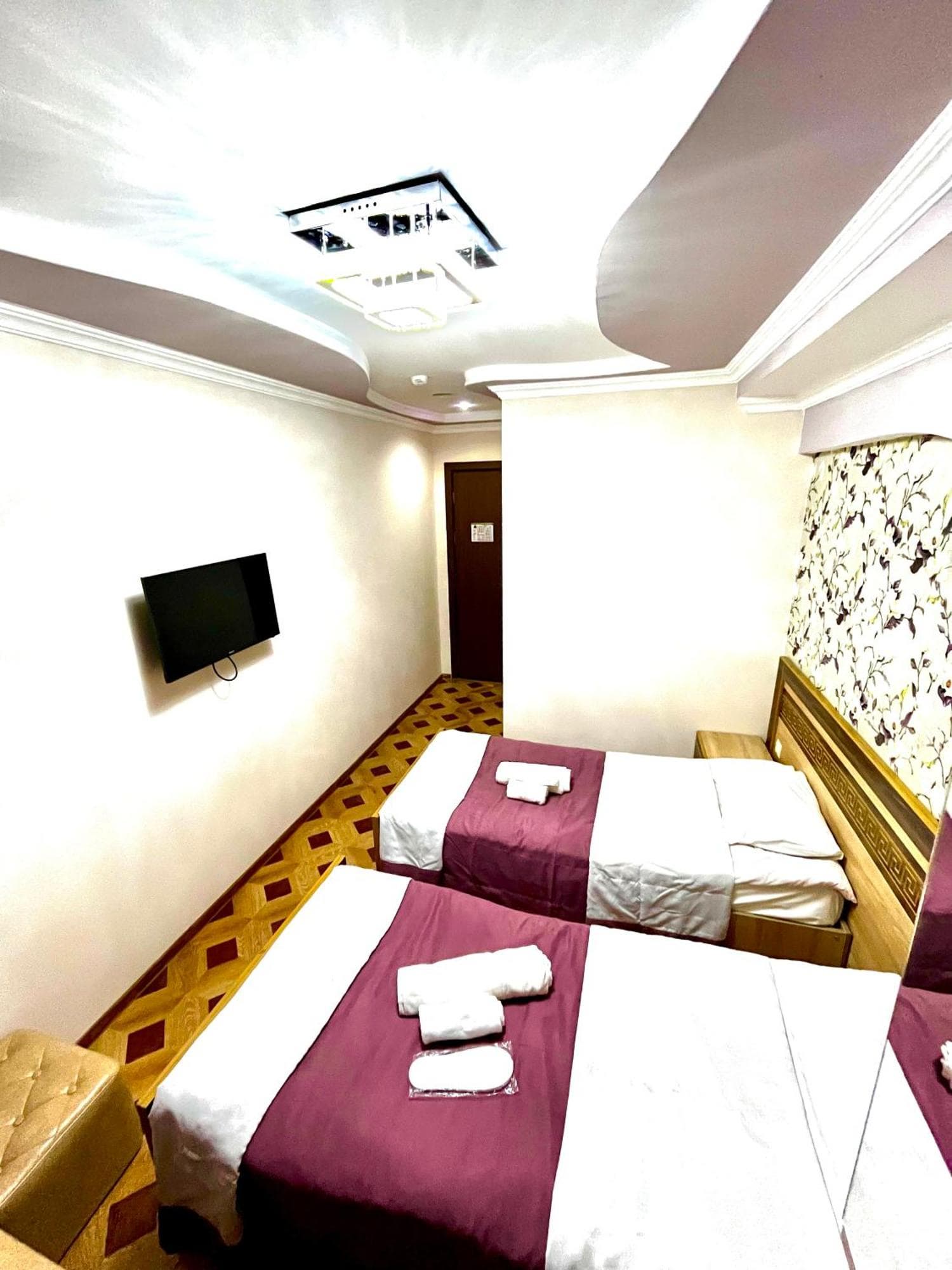 Georgian Palace Hotel, 