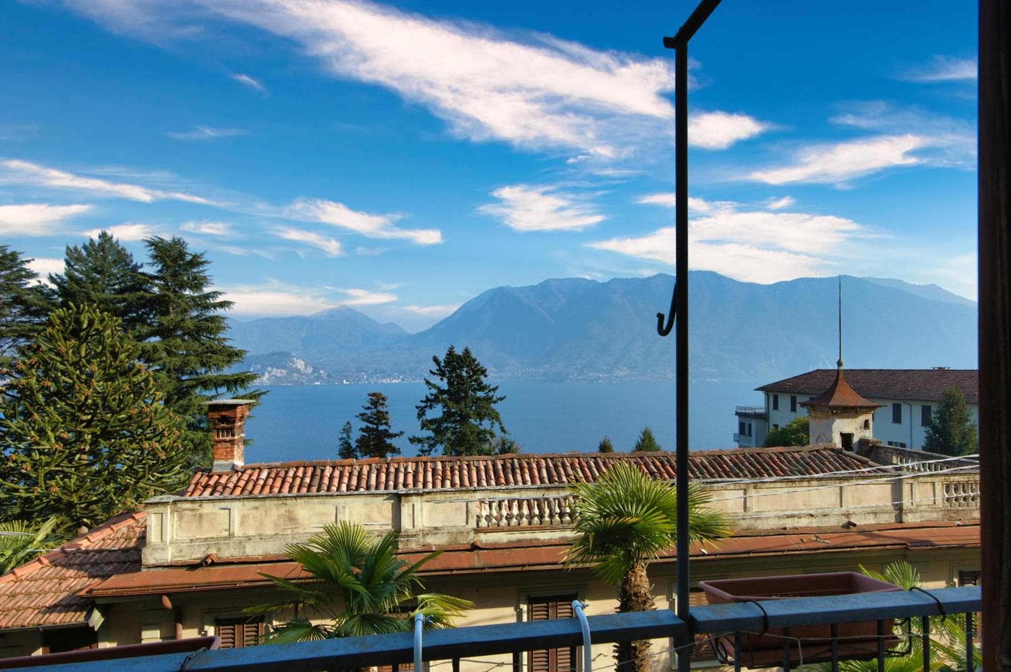 Magia Lago - Two-Room Apartment with Lake View, 