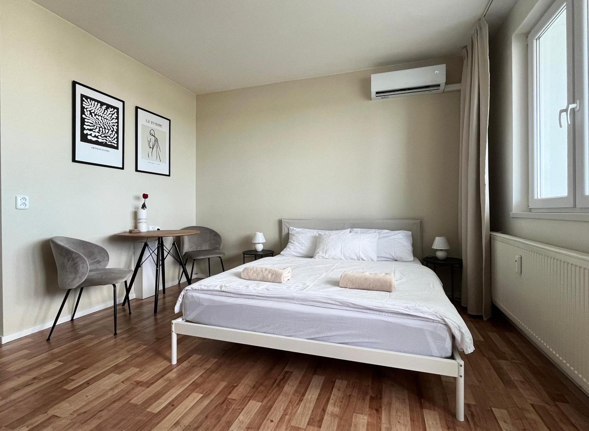 Elegant studio close to the city centre with AC, 