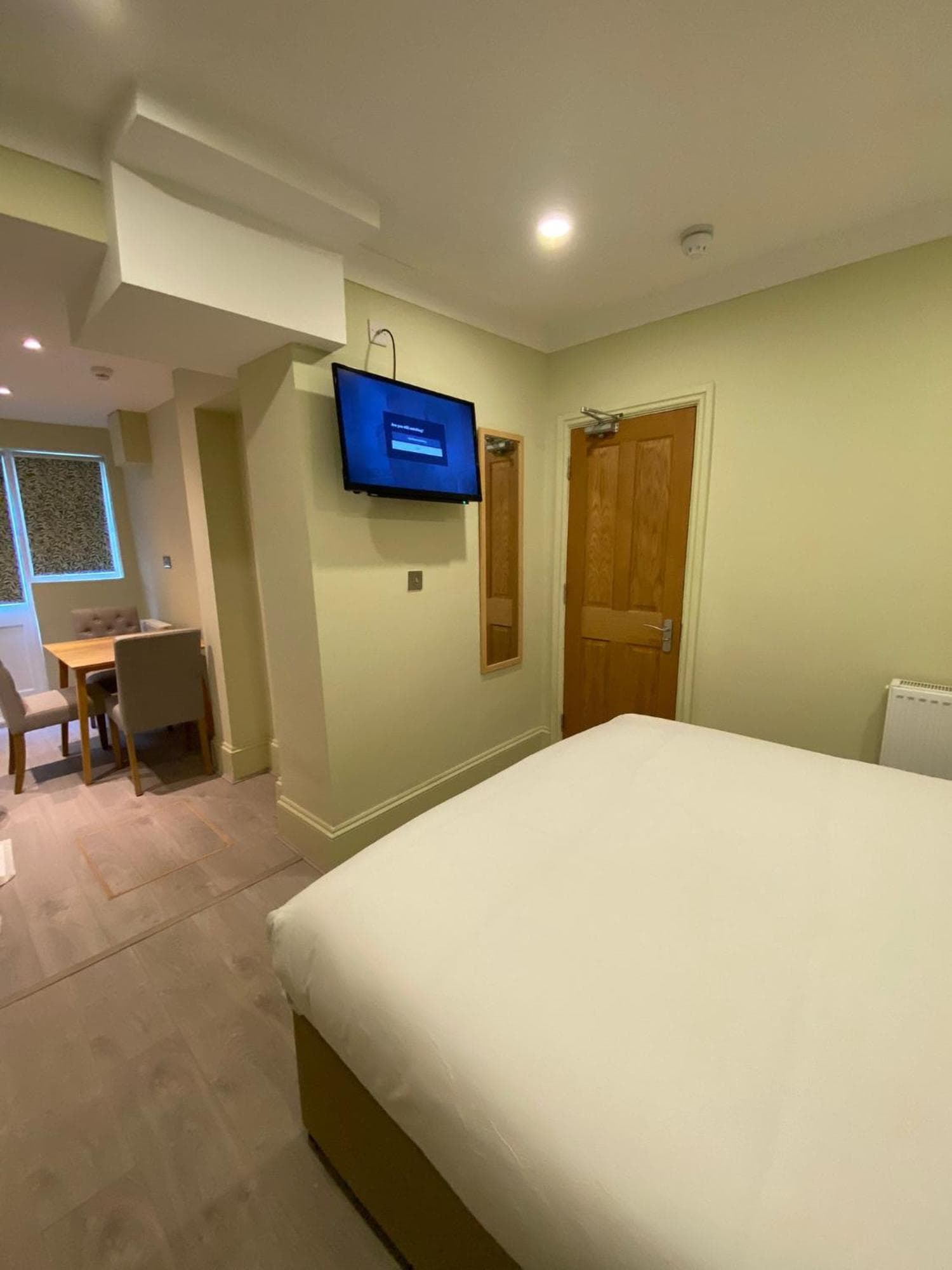 Marldon Olympia Hotel, 