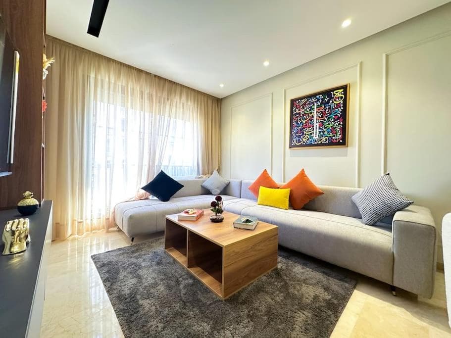 Cozy Studio Calypso 10, CFC à 2min, Parking Dispo, 