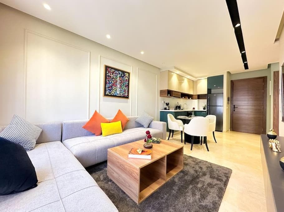 Cozy Studio Calypso 10, CFC à 2min, Parking Dispo, 