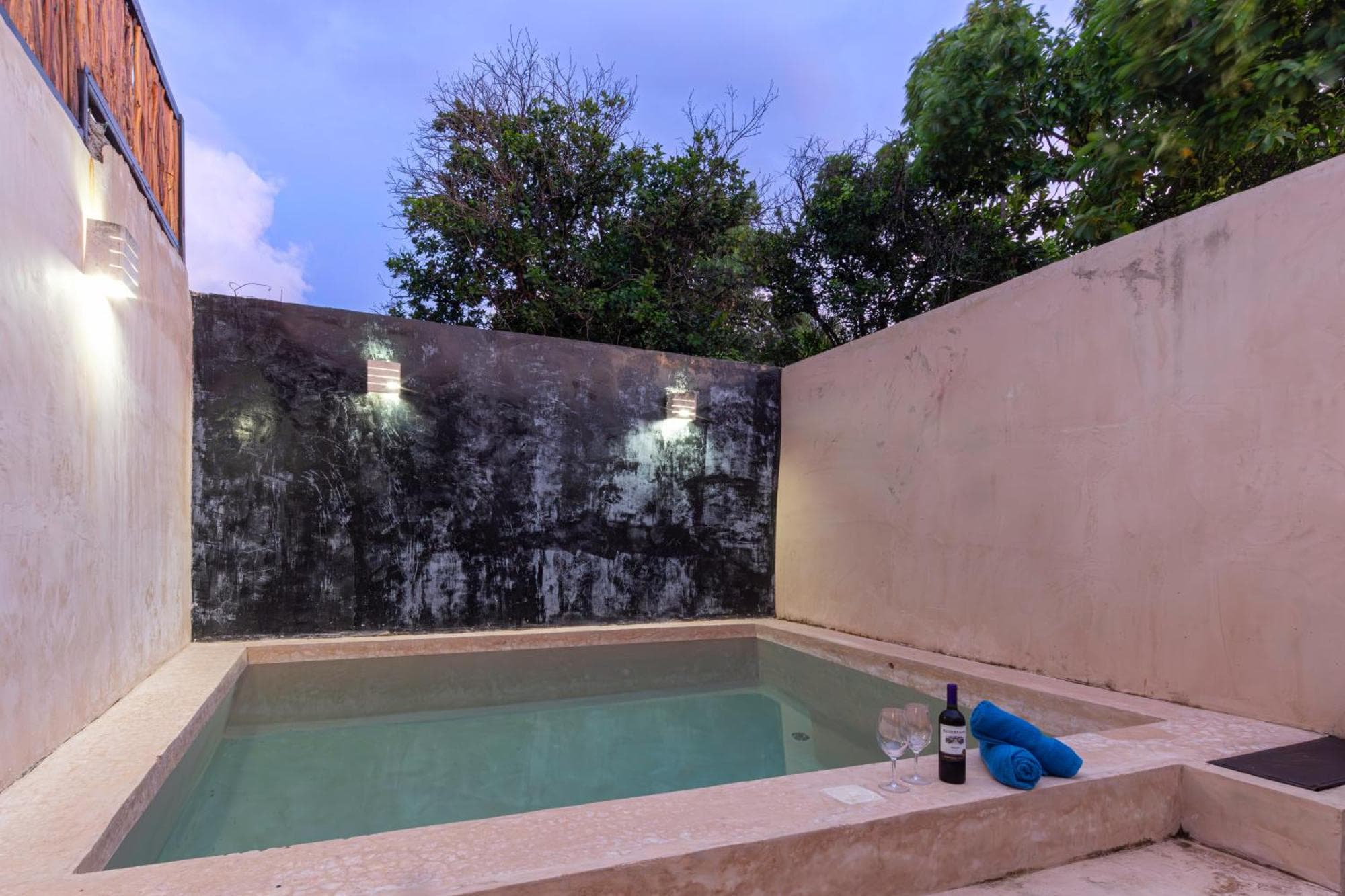 Casa Avitia 2BR/2BA, 